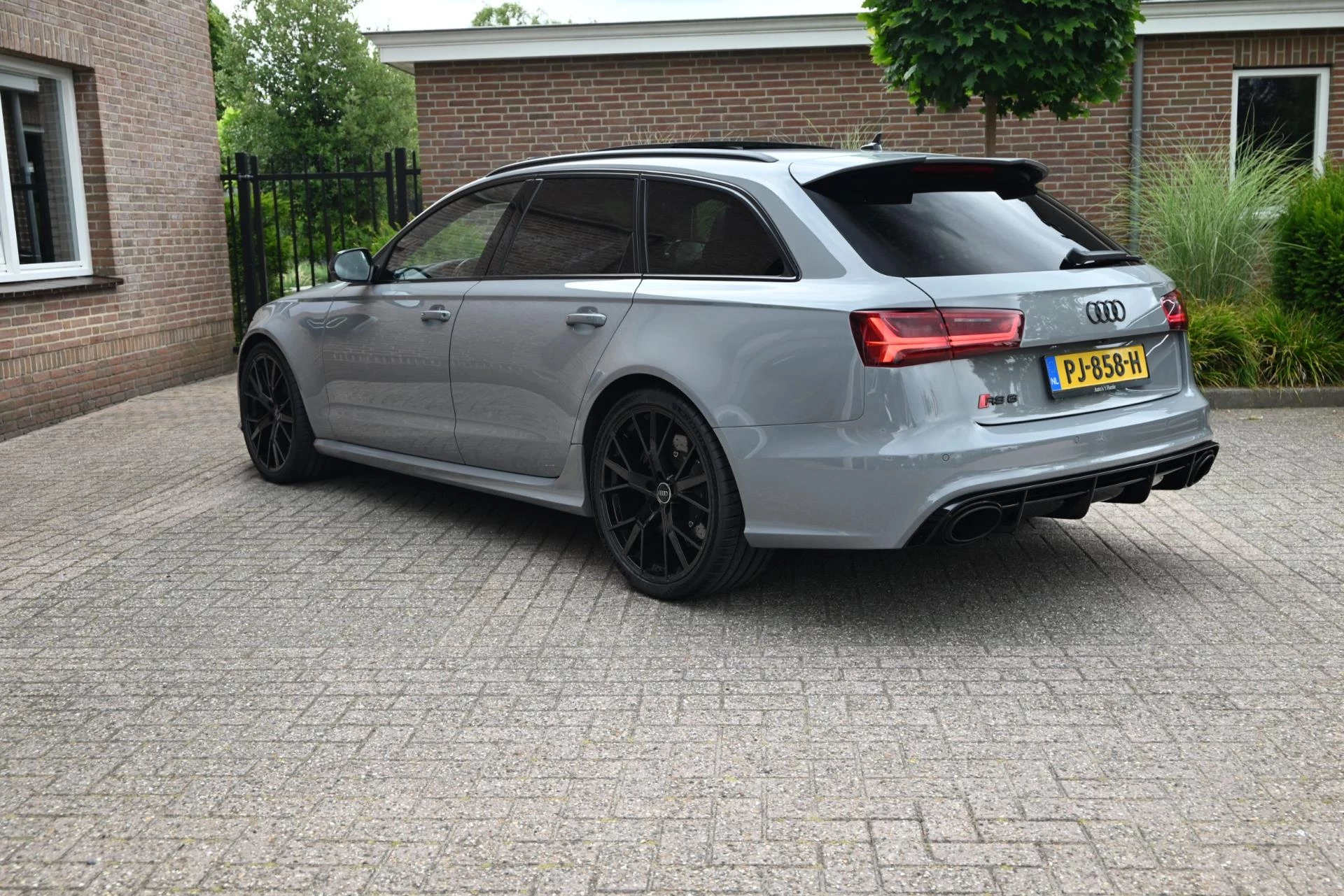 Hoofdafbeelding Audi RS6