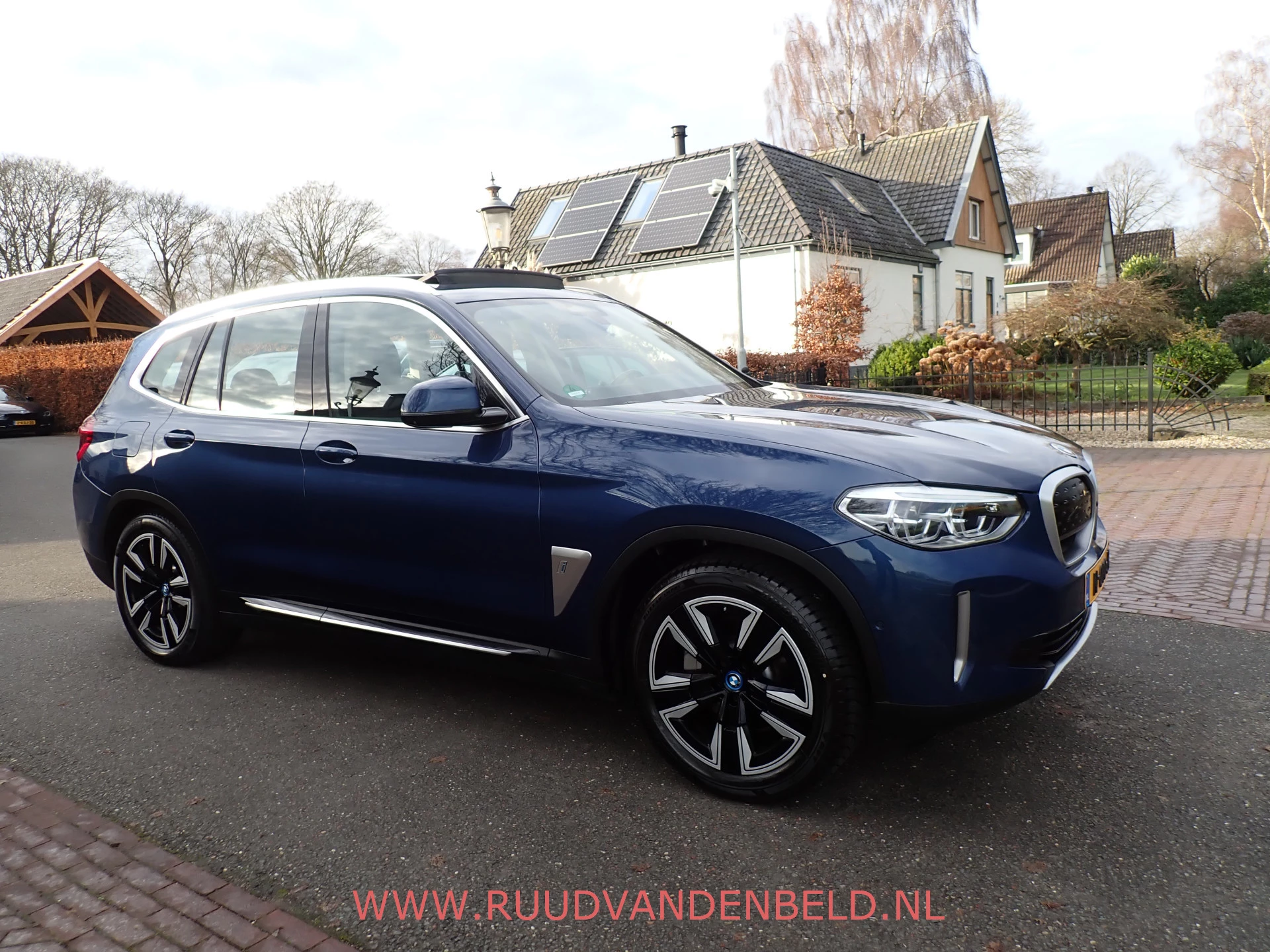Hoofdafbeelding BMW iX3