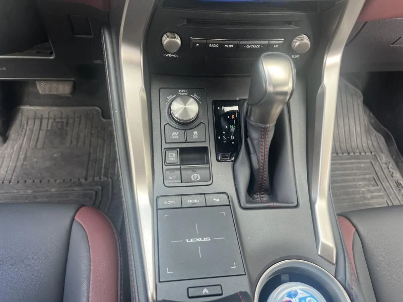 Hoofdafbeelding Lexus NX