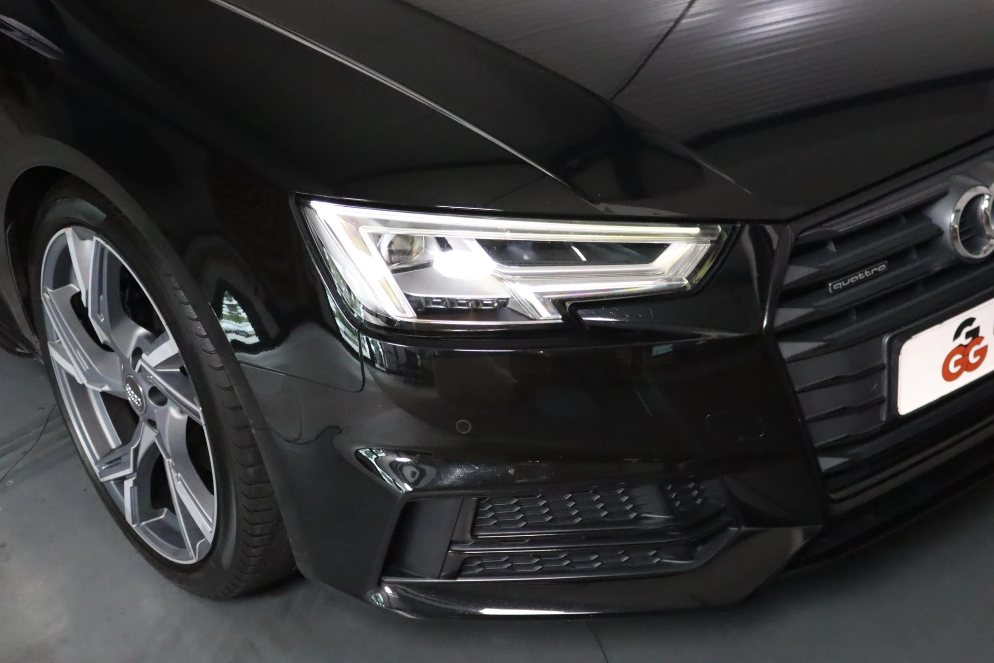 Hoofdafbeelding Audi A4