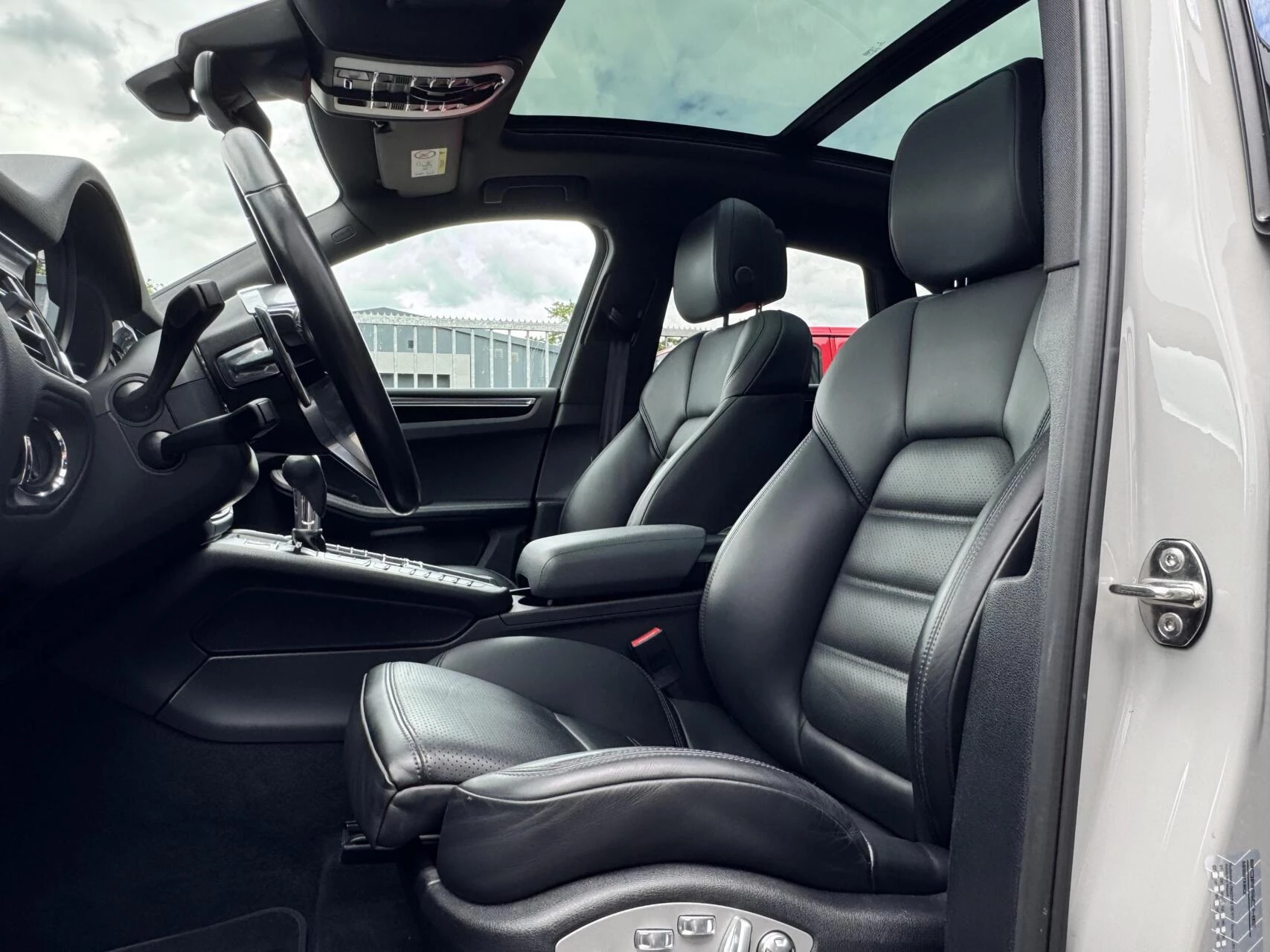 Hoofdafbeelding Porsche Macan
