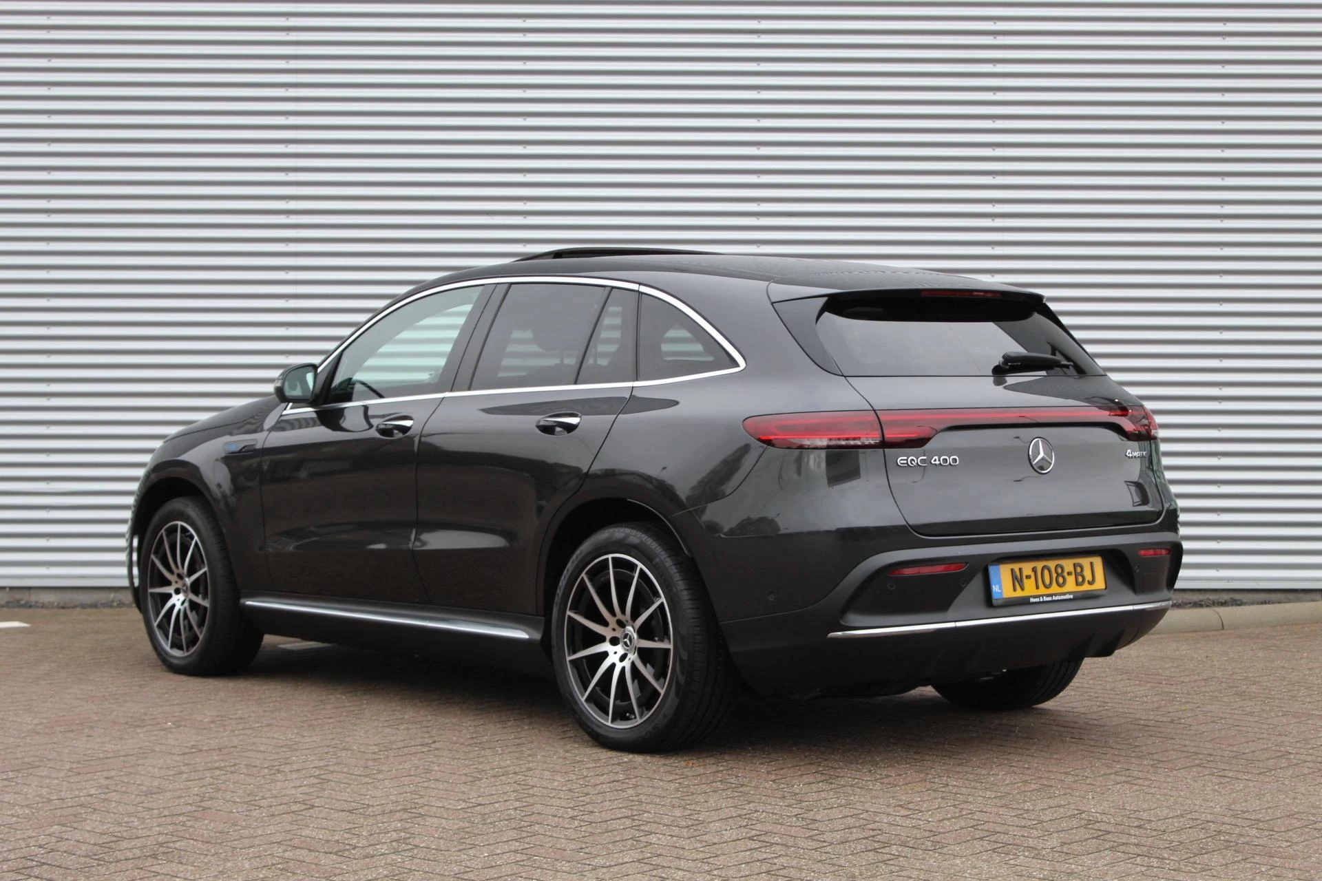 Hoofdafbeelding Mercedes-Benz EQC