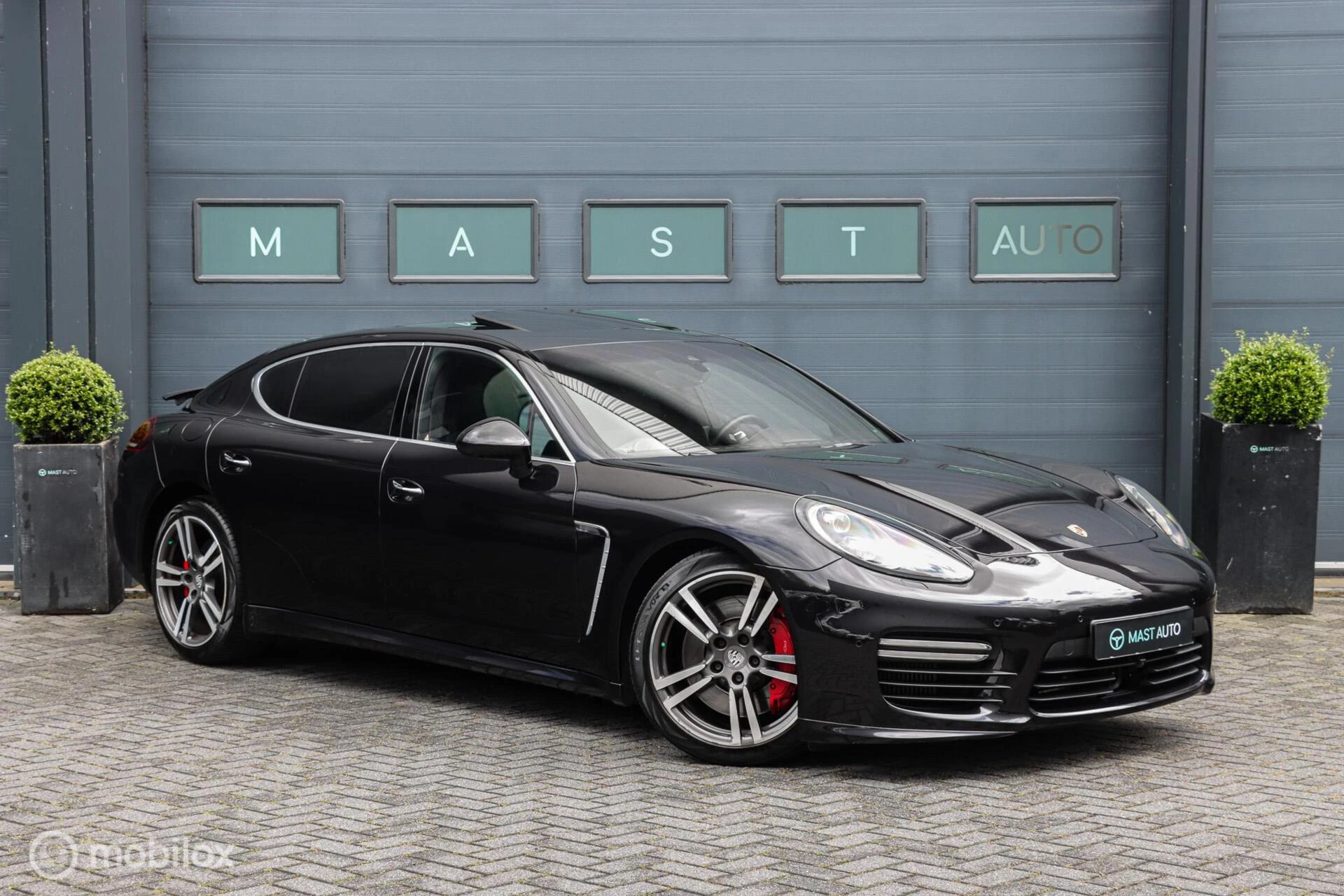 Hoofdafbeelding Porsche Panamera