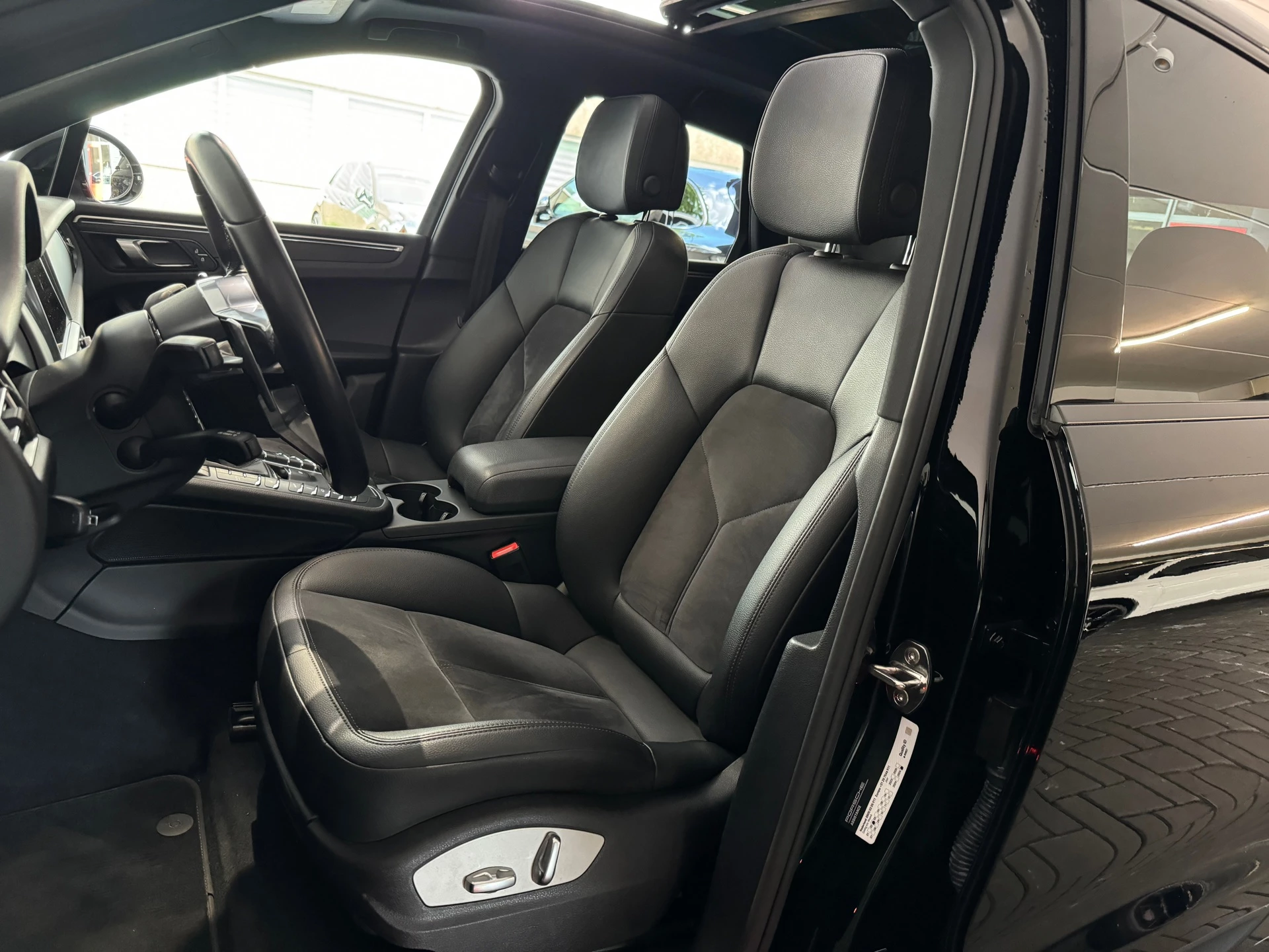 Hoofdafbeelding Porsche Macan