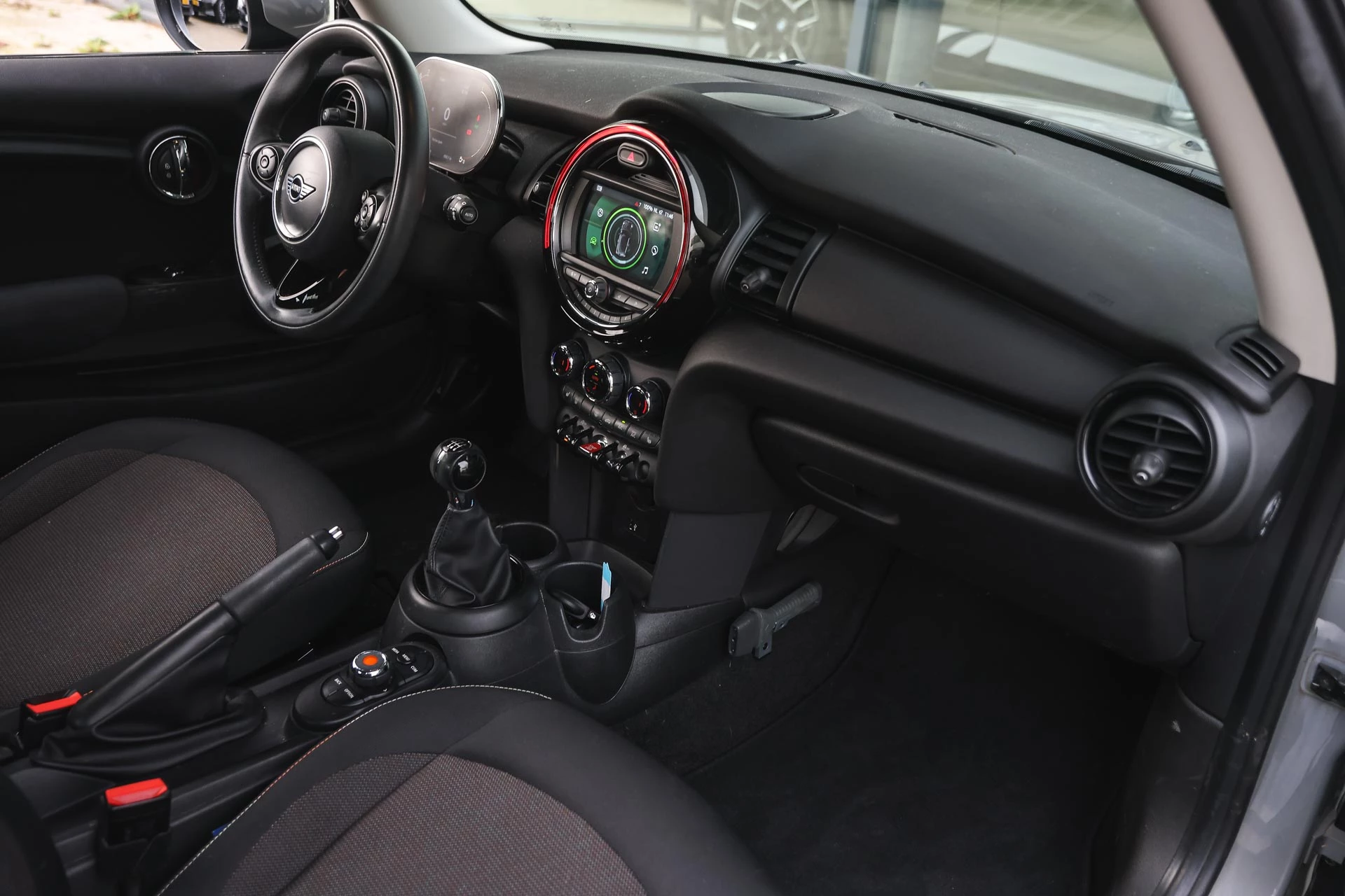 Hoofdafbeelding MINI One