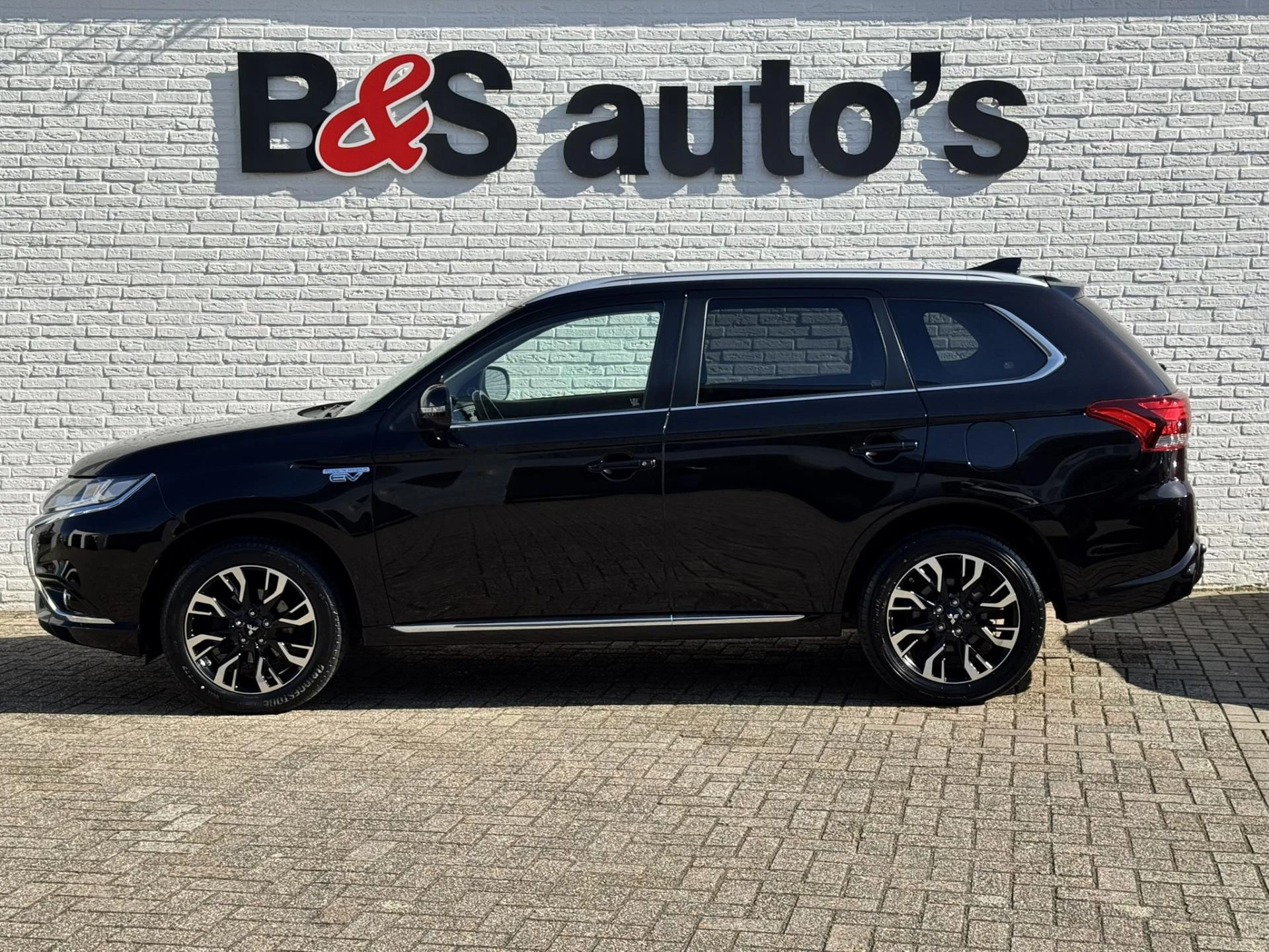 Hoofdafbeelding Mitsubishi Outlander