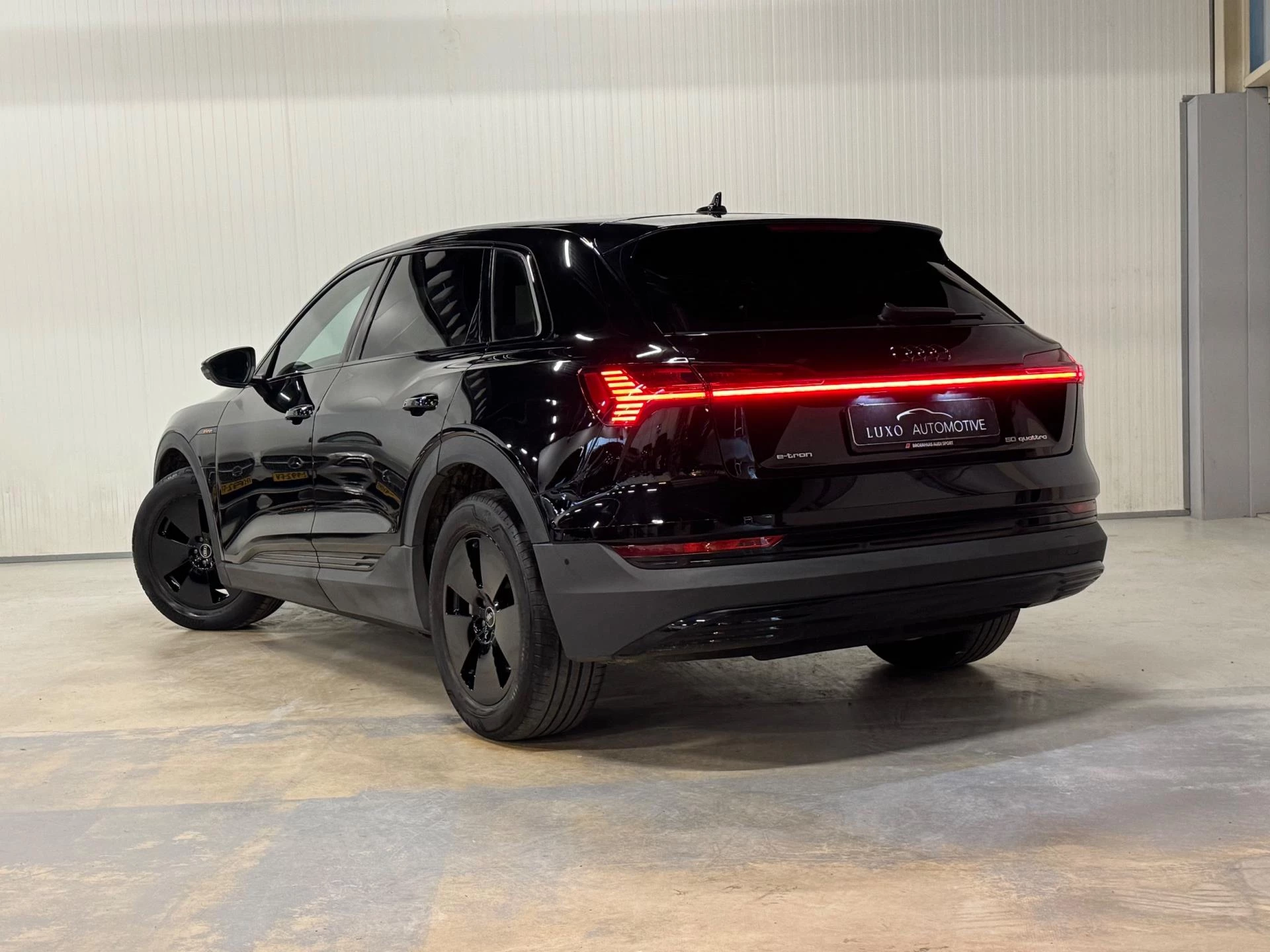 Hoofdafbeelding Audi e-tron