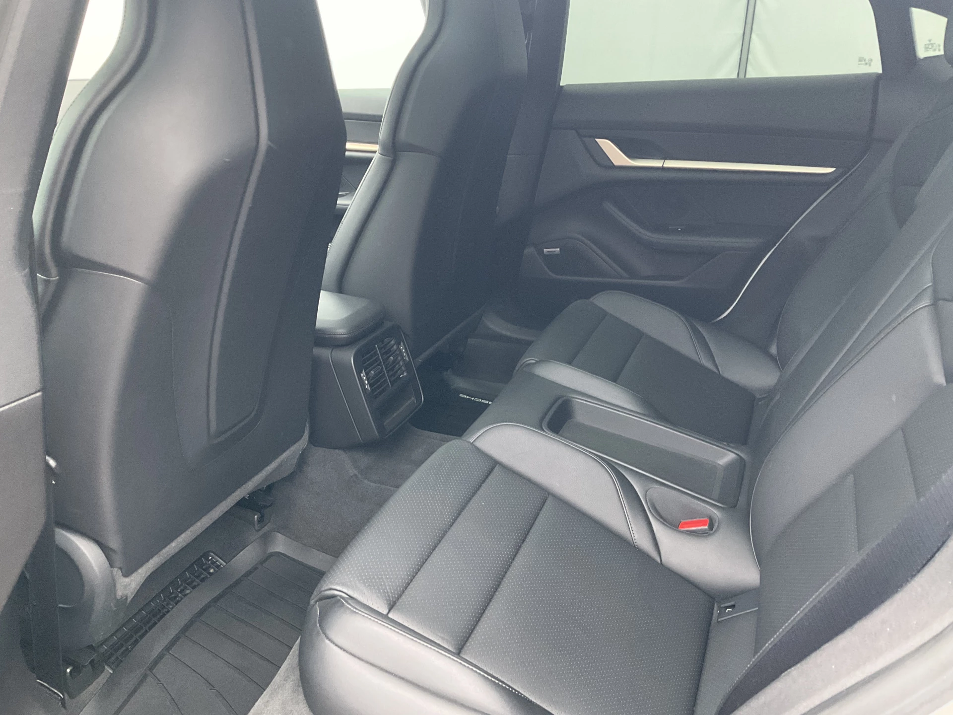 Hoofdafbeelding Porsche Taycan