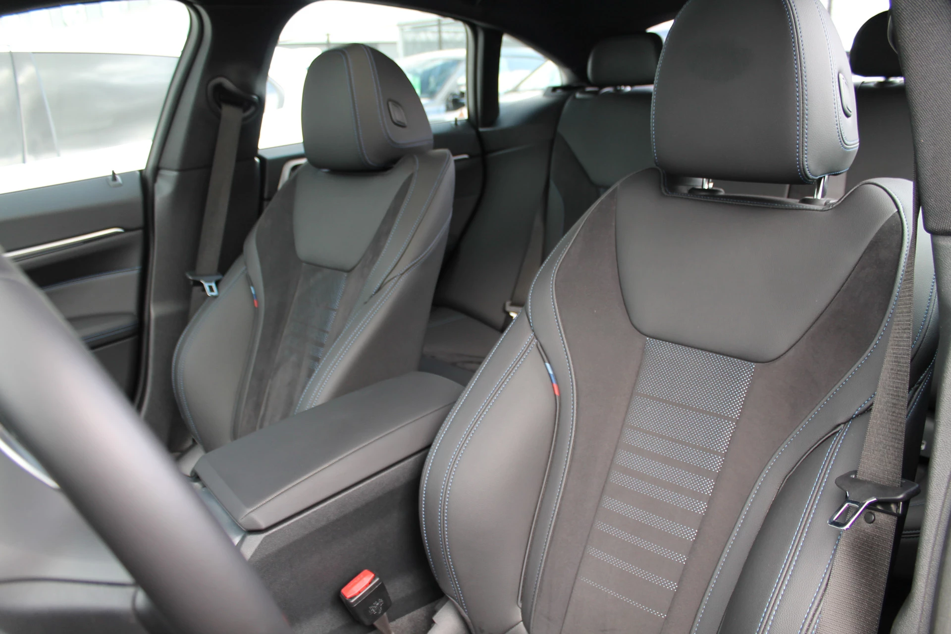 Hoofdafbeelding BMW i4