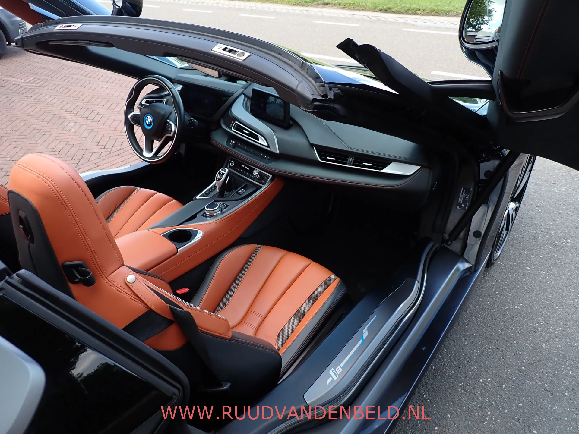 Hoofdafbeelding BMW i8