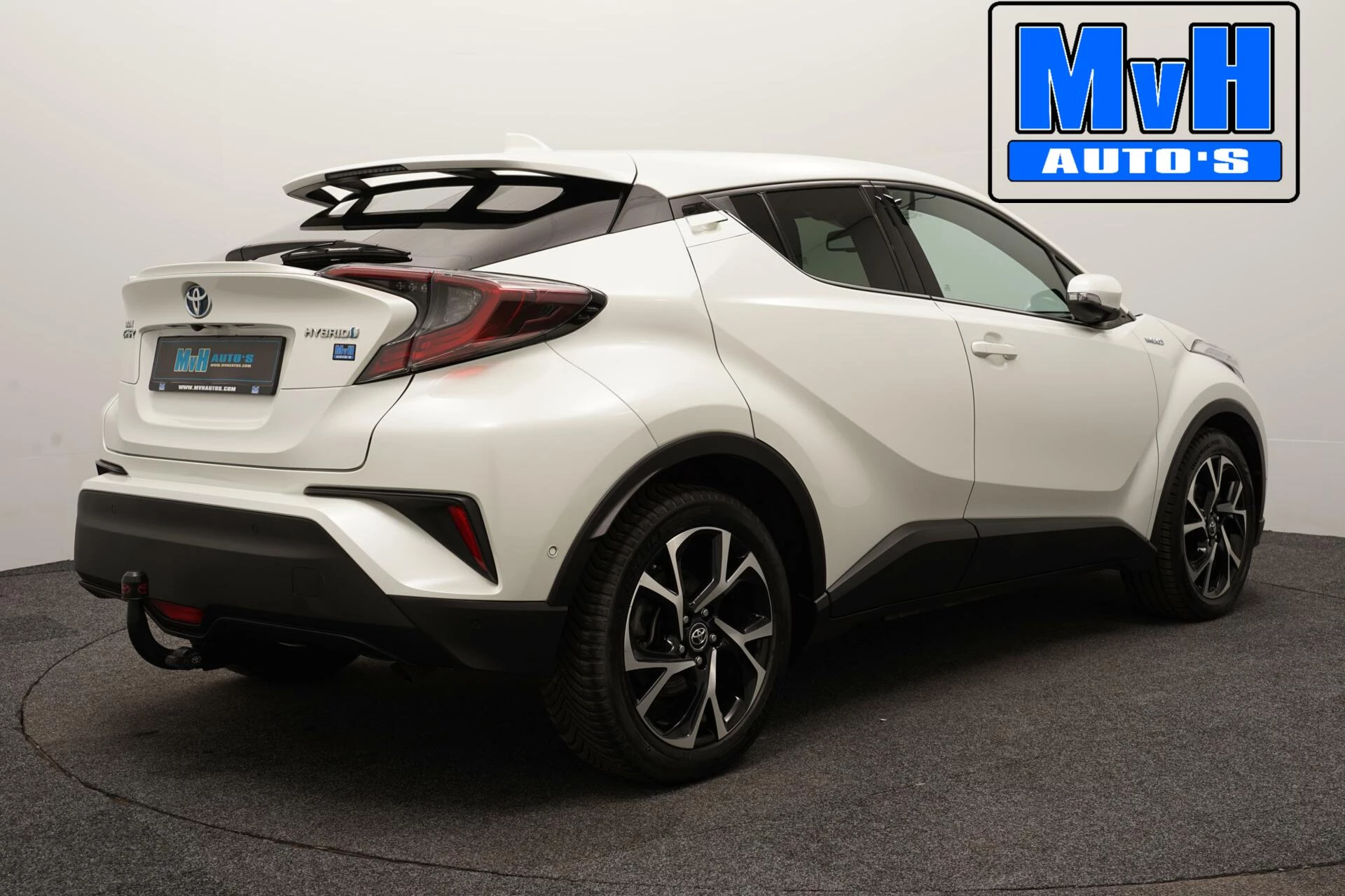 Hoofdafbeelding Toyota C-HR
