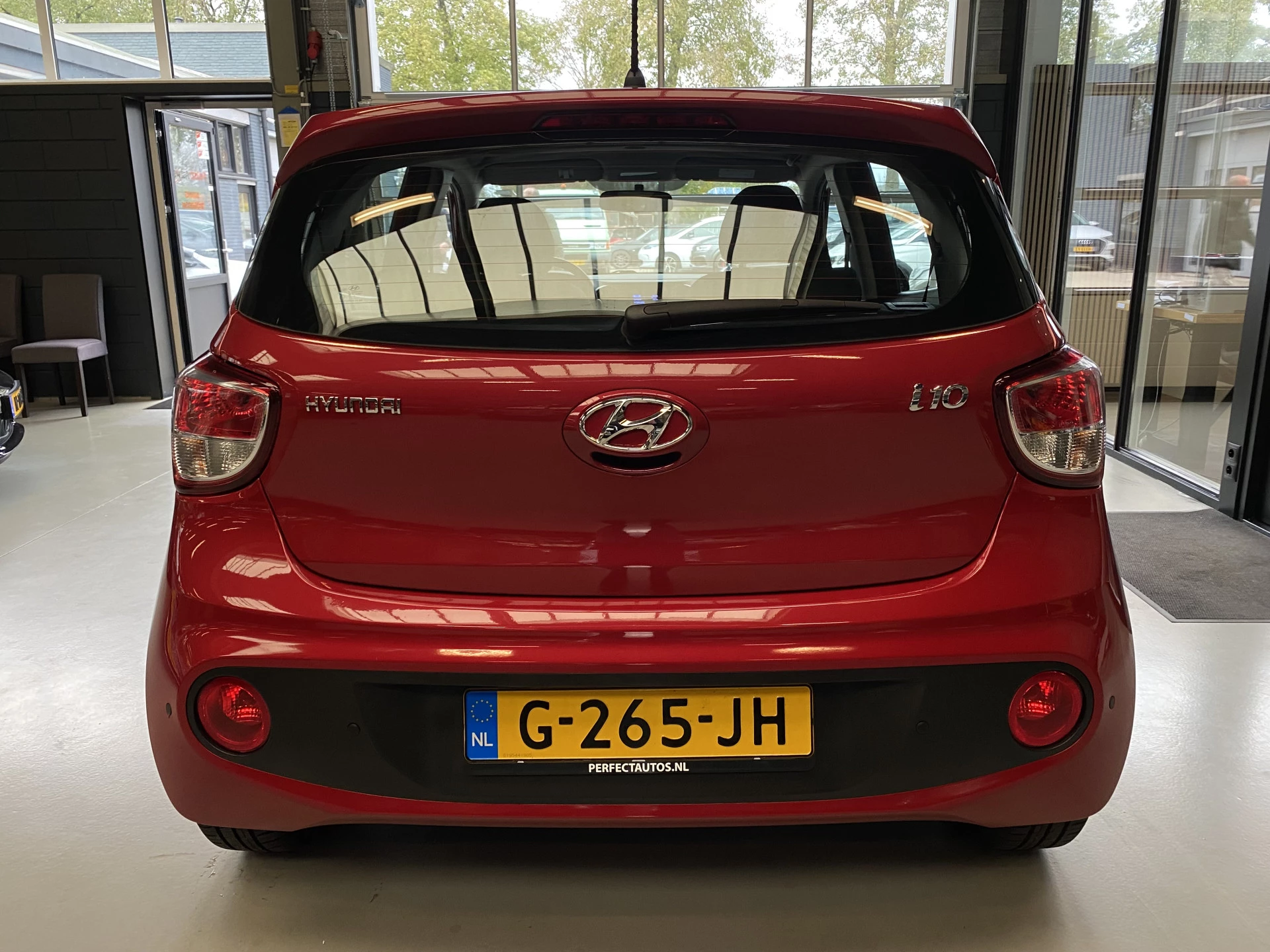 Hoofdafbeelding Hyundai i10