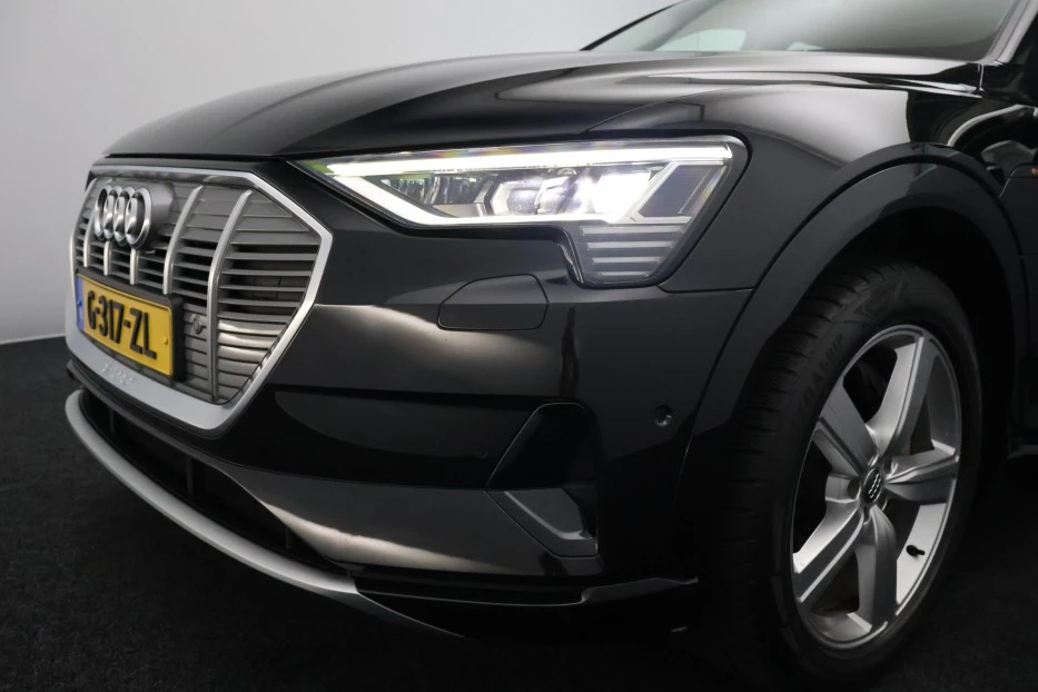 Hoofdafbeelding Audi e-tron