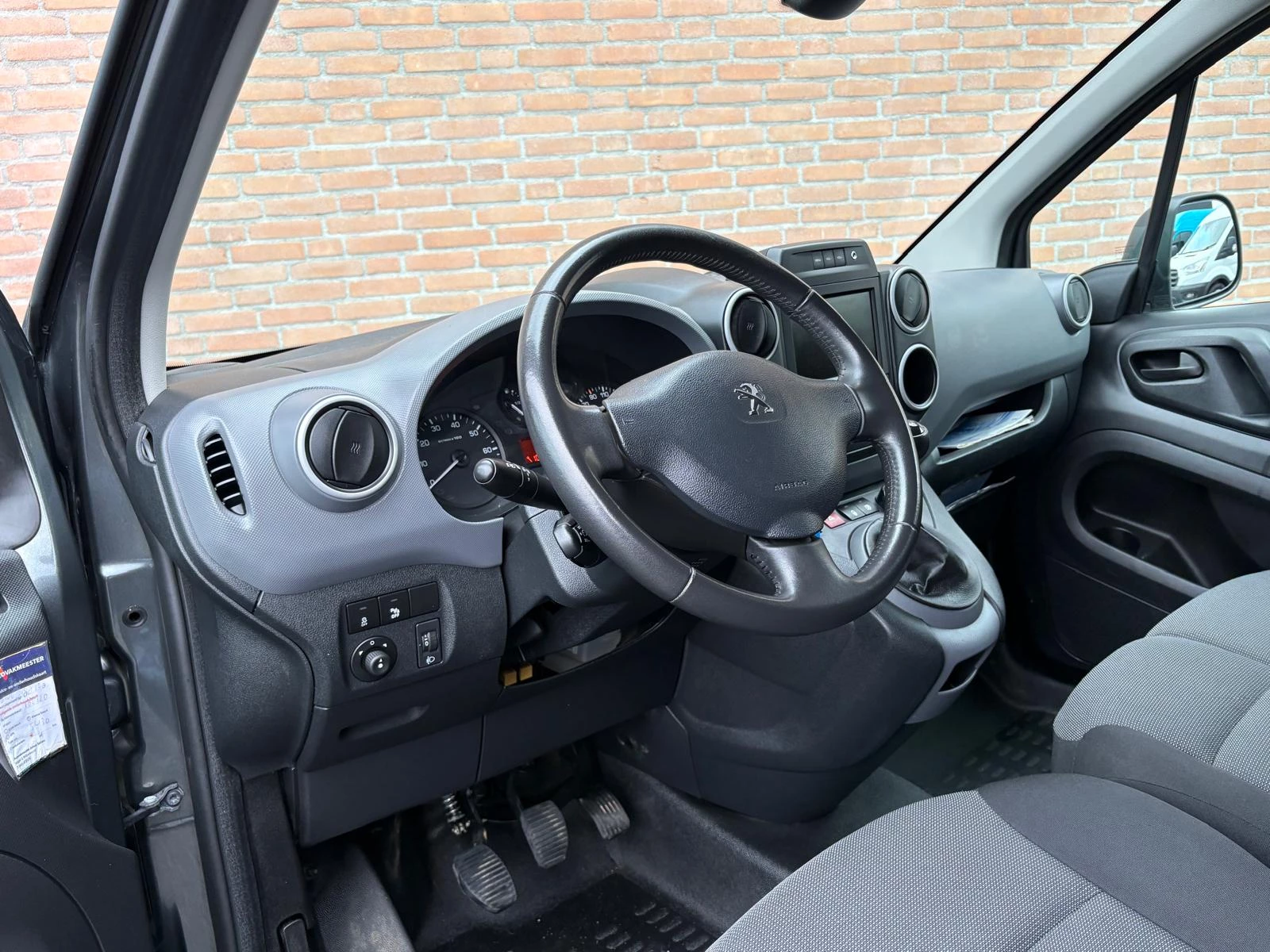 Hoofdafbeelding Peugeot Partner