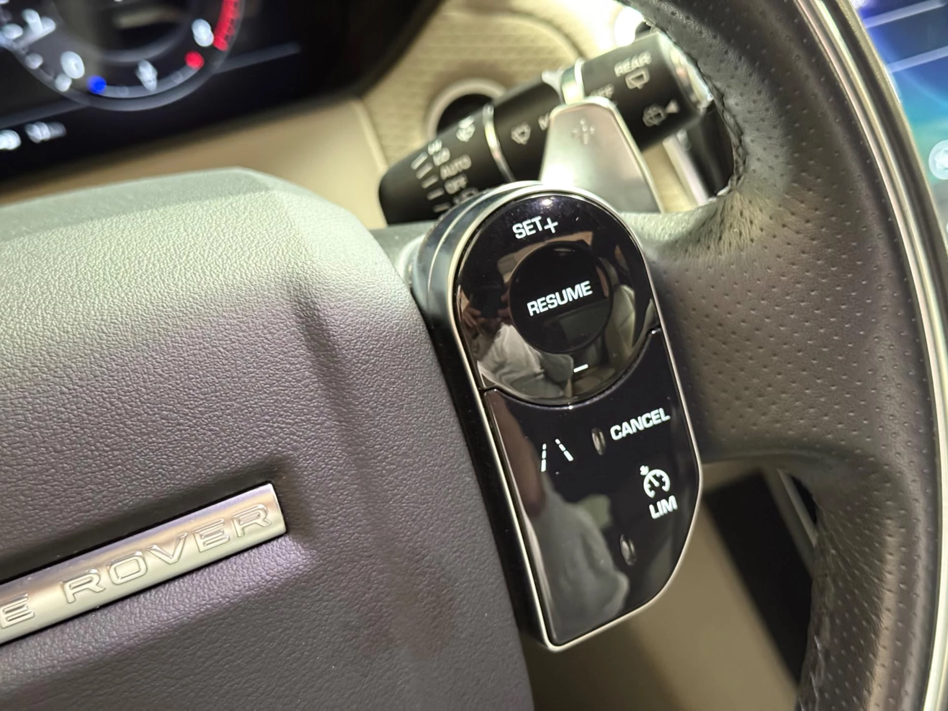 Hoofdafbeelding Land Rover Range Rover Velar