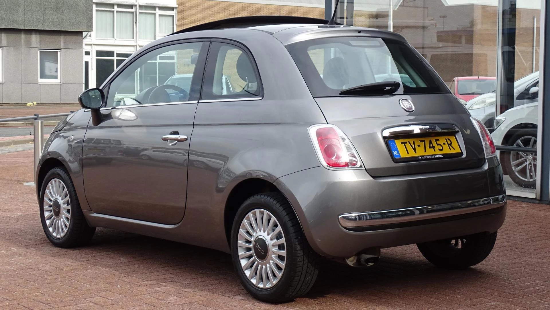 Hoofdafbeelding Fiat 500