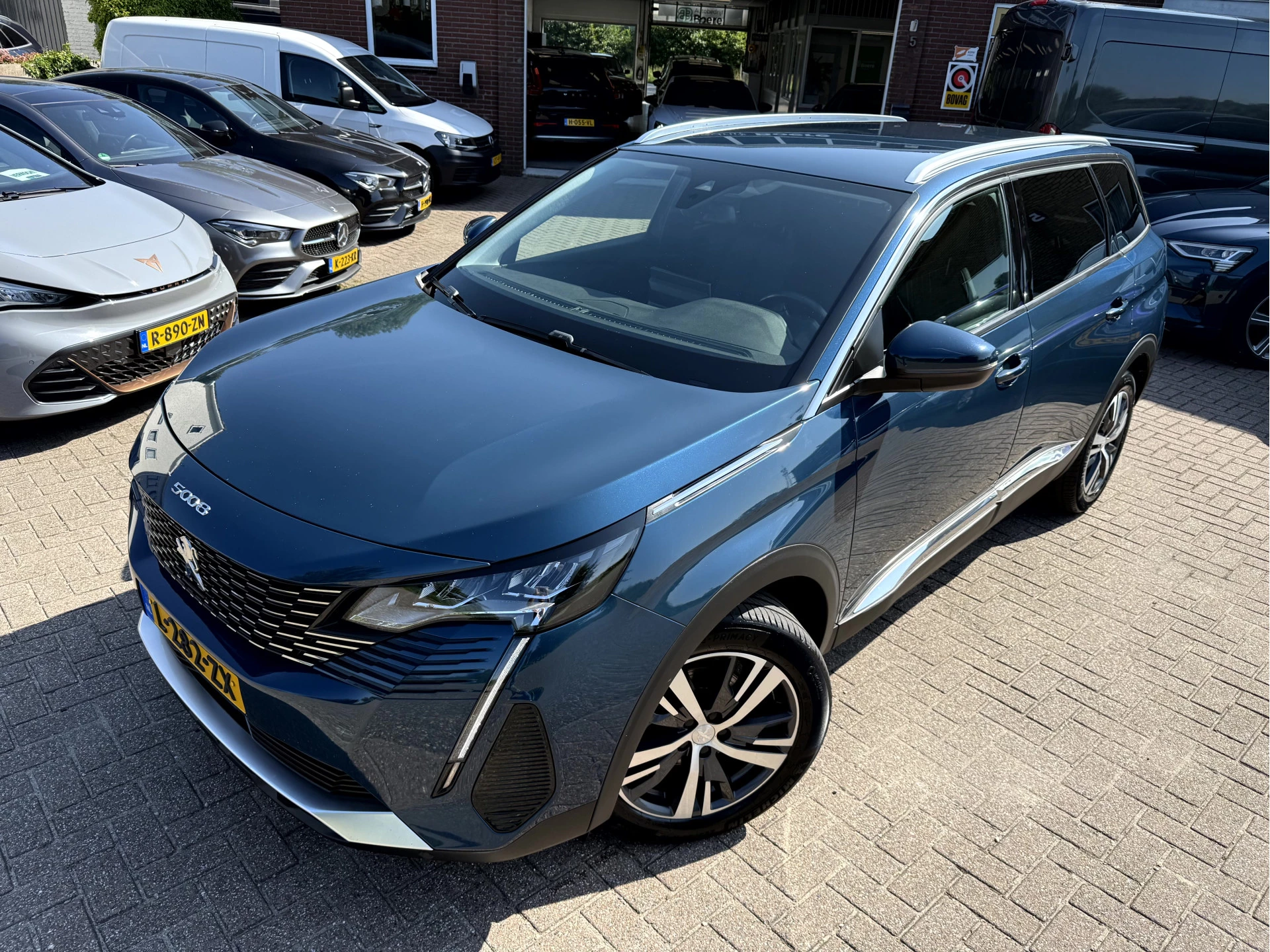 Hoofdafbeelding Peugeot 5008