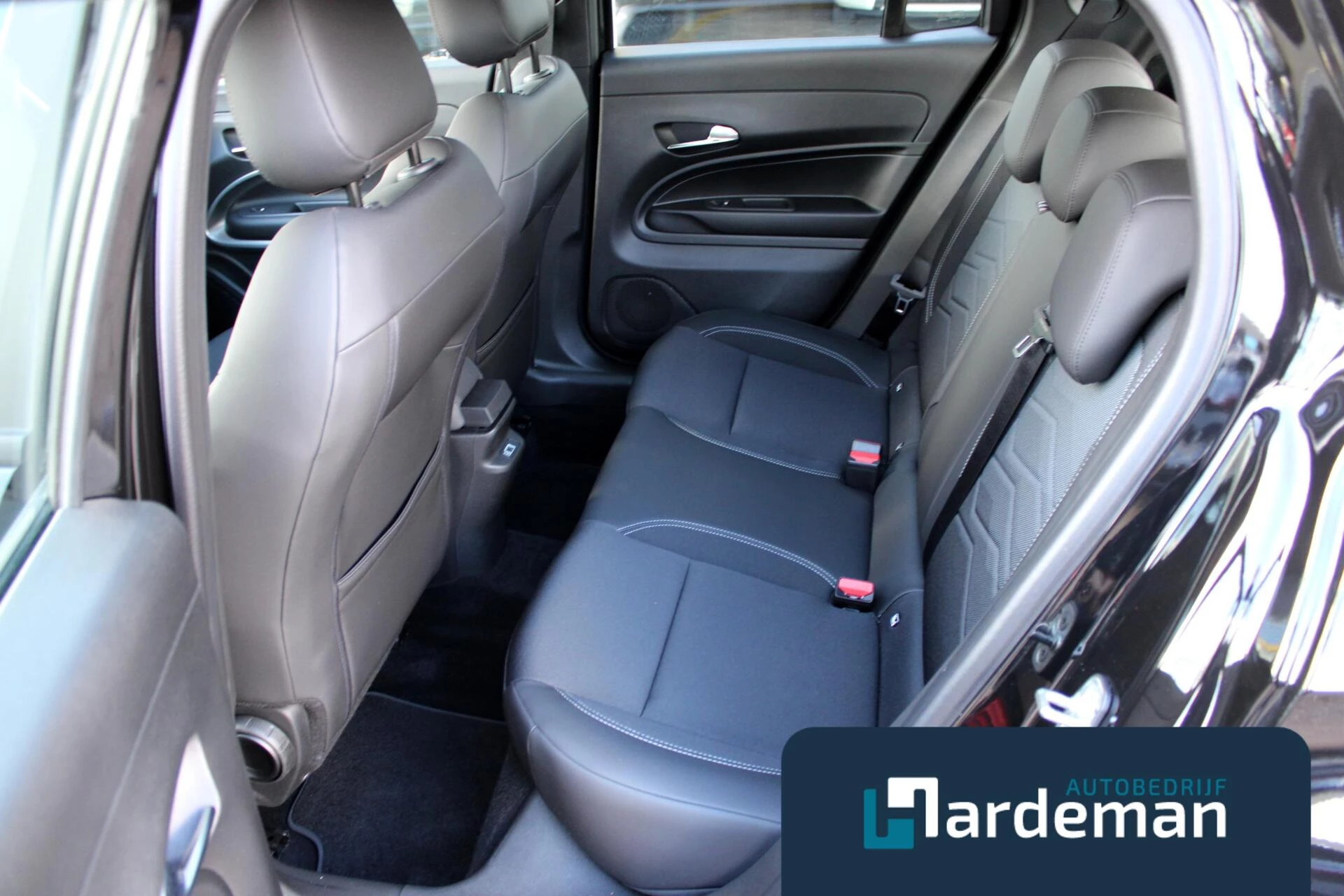 Hoofdafbeelding Jeep Avenger