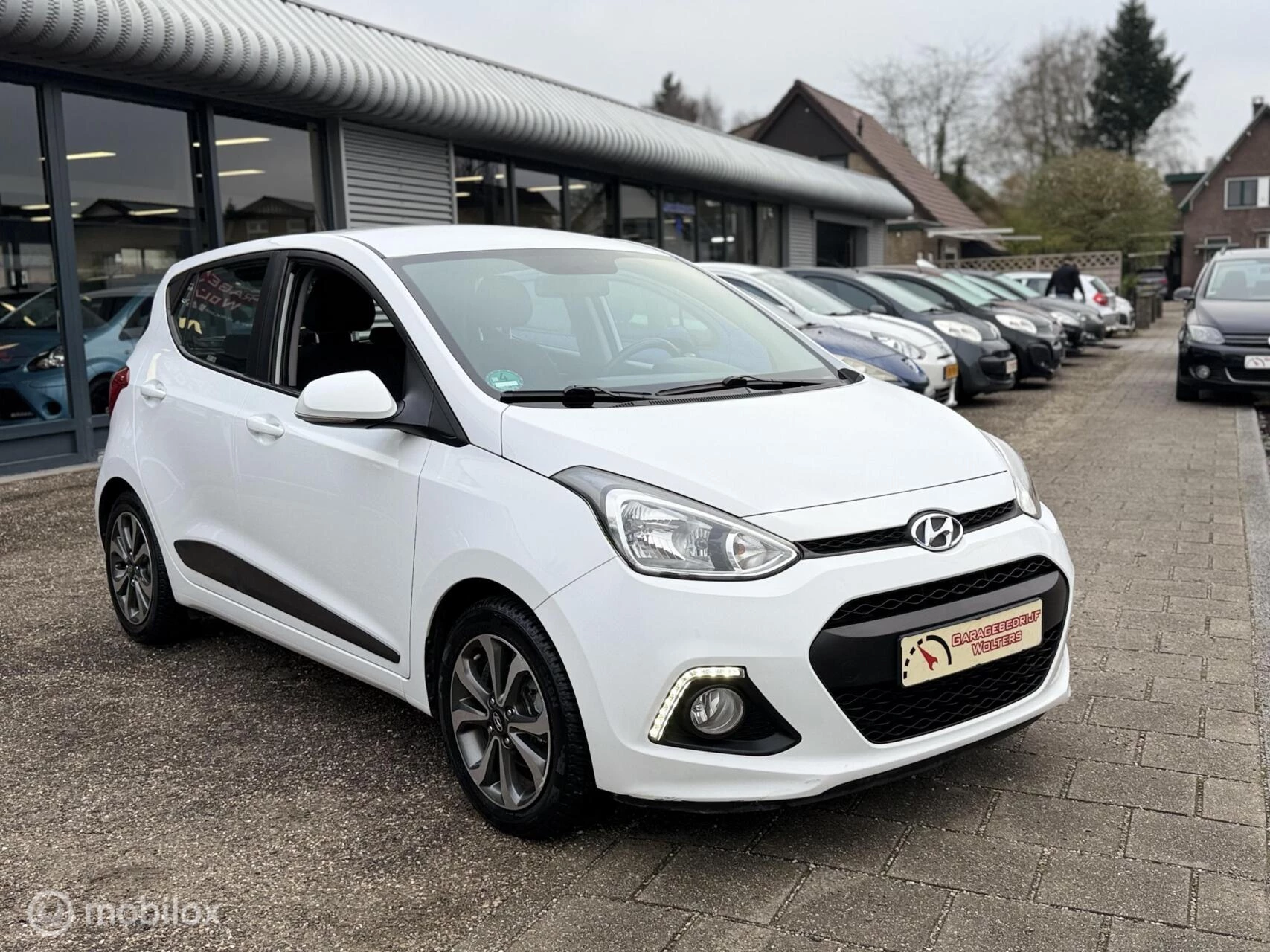 Hoofdafbeelding Hyundai i10