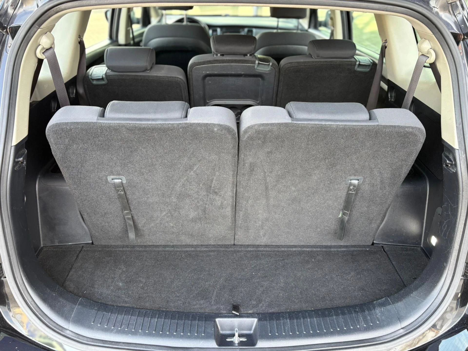 Hoofdafbeelding Kia Carens