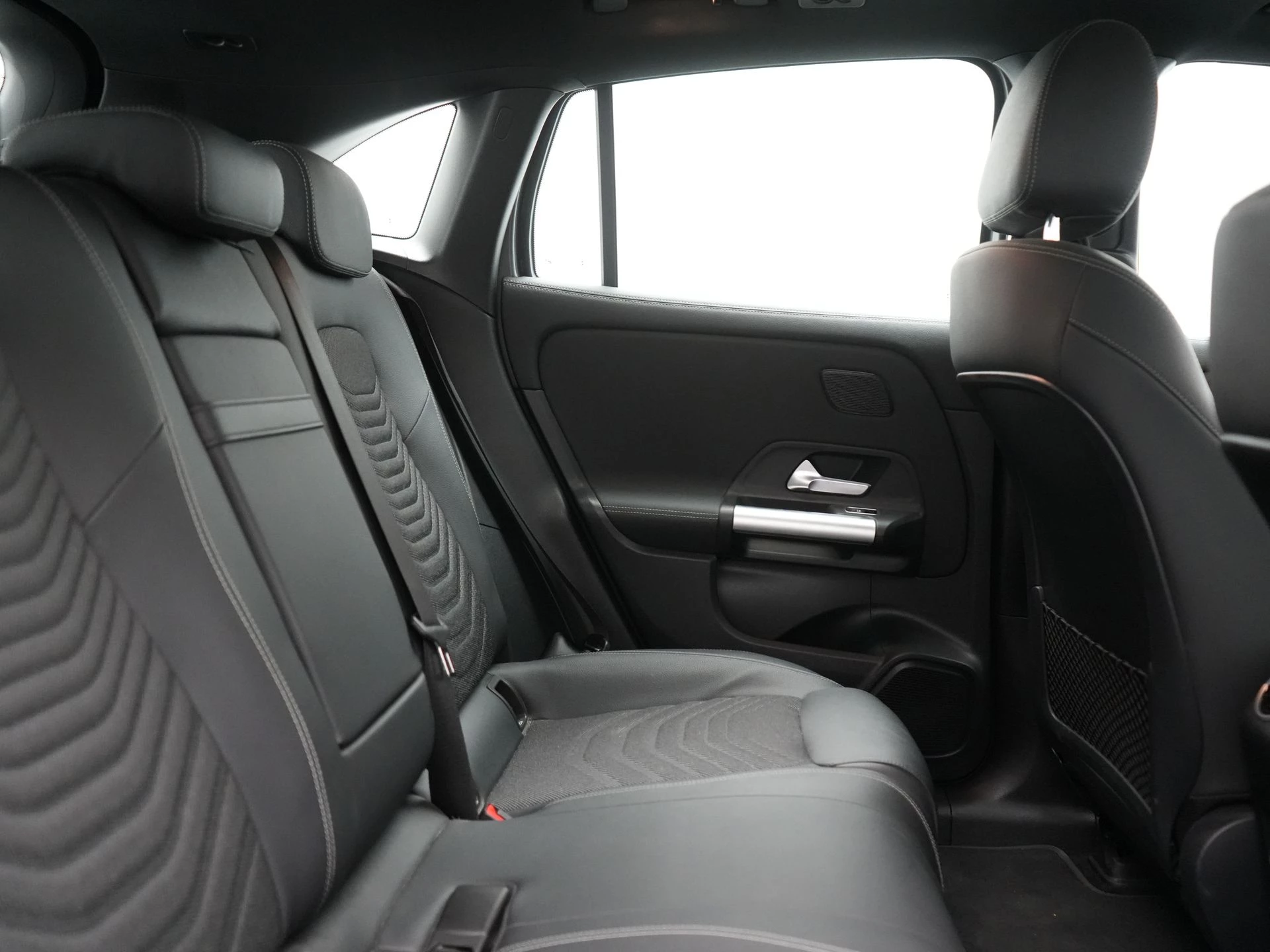 Hoofdafbeelding Mercedes-Benz EQA