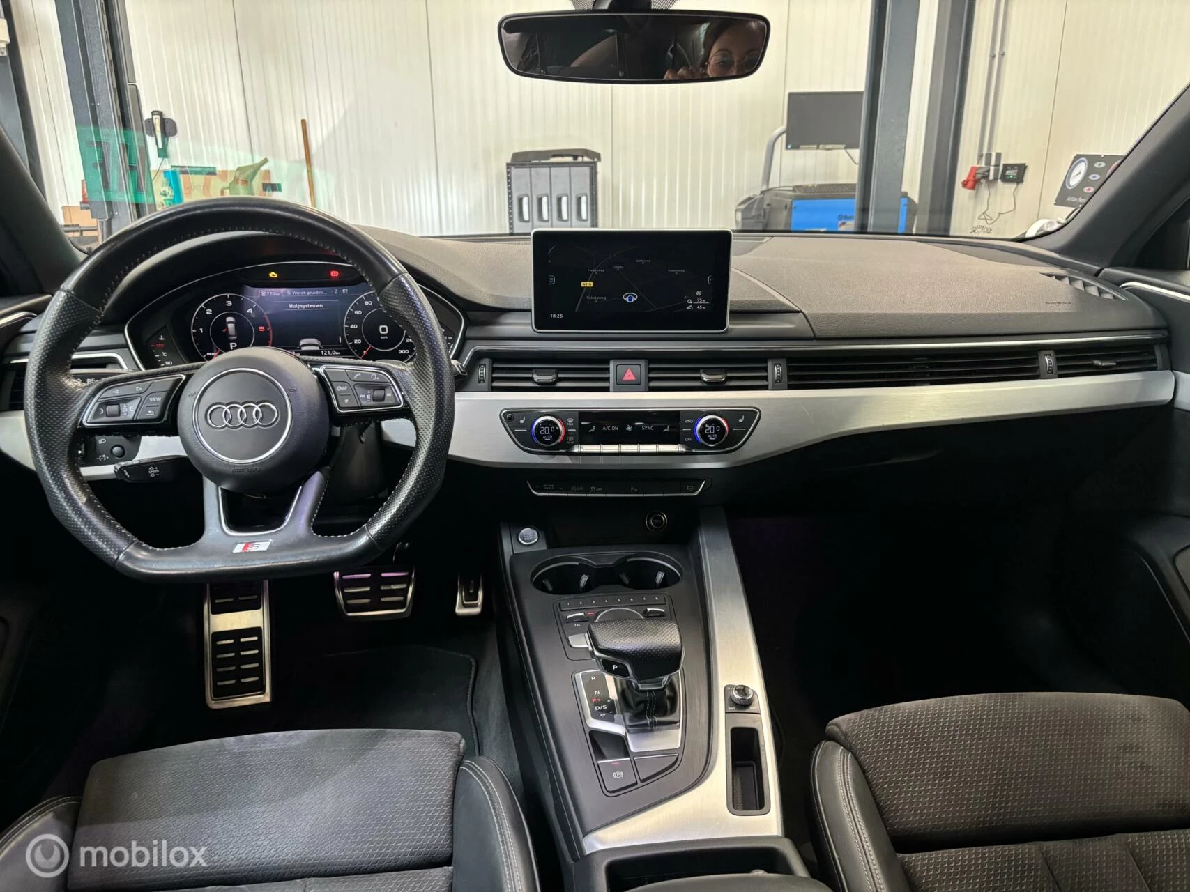 Hoofdafbeelding Audi A4