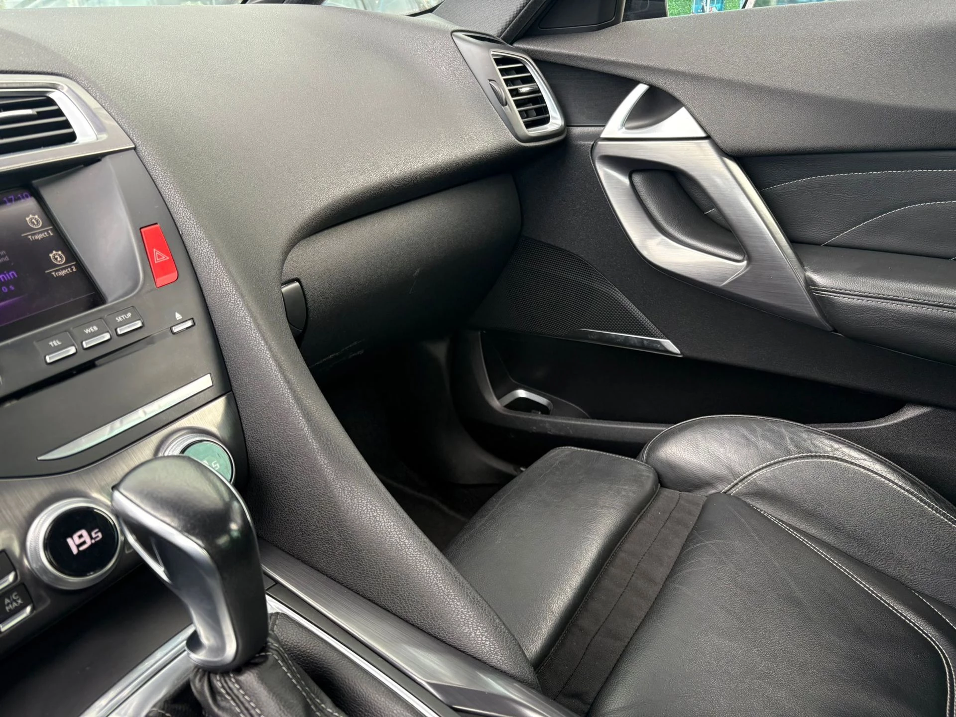 Hoofdafbeelding DS DS 5