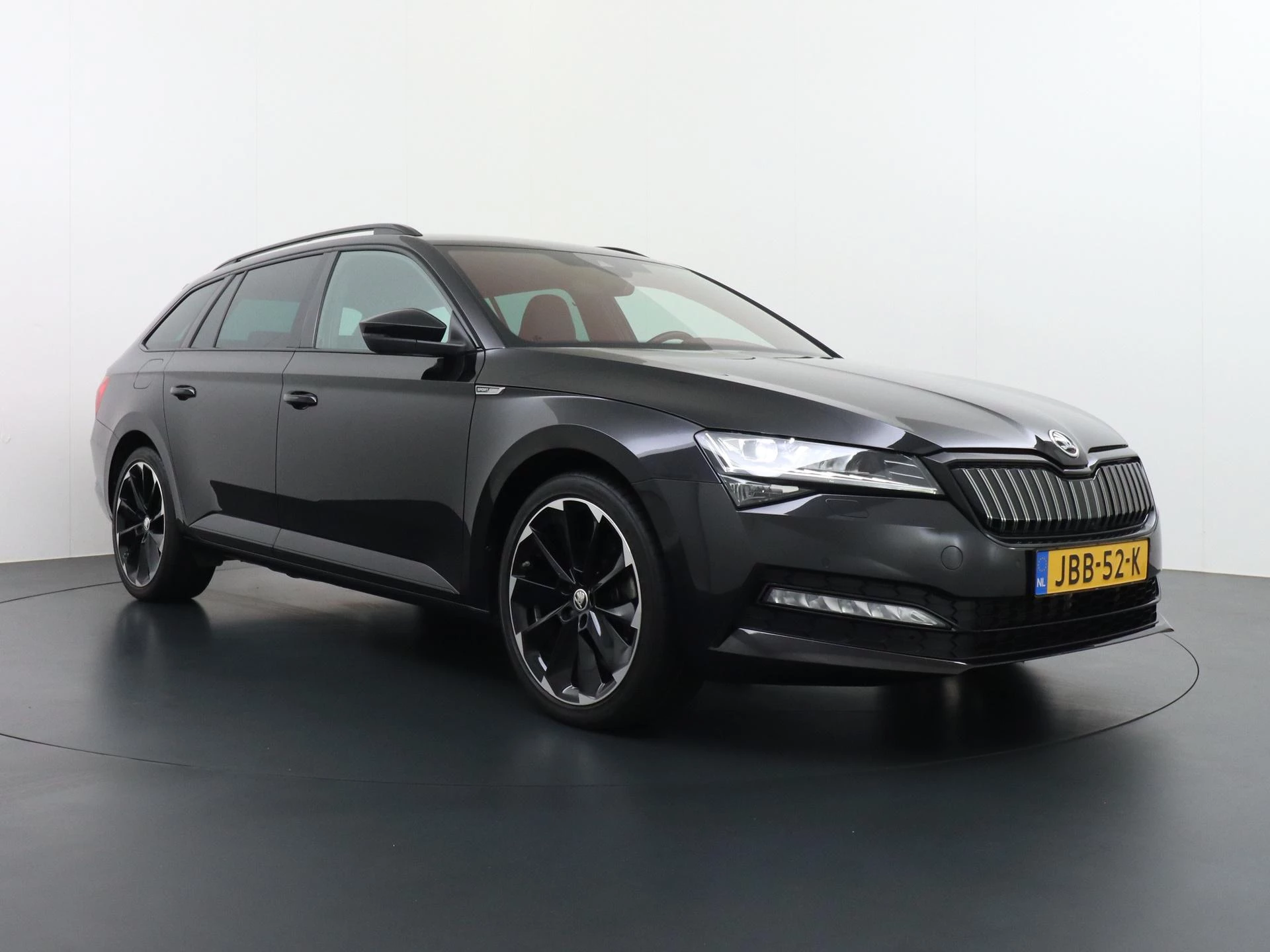 Hoofdafbeelding Škoda Superb