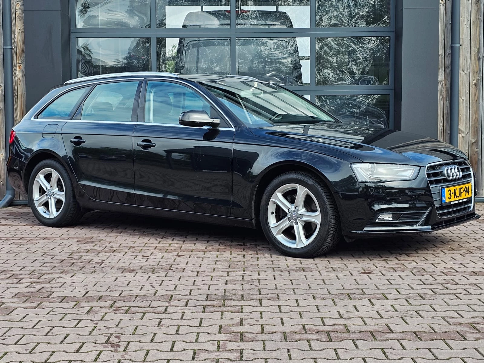 Hoofdafbeelding Audi A4