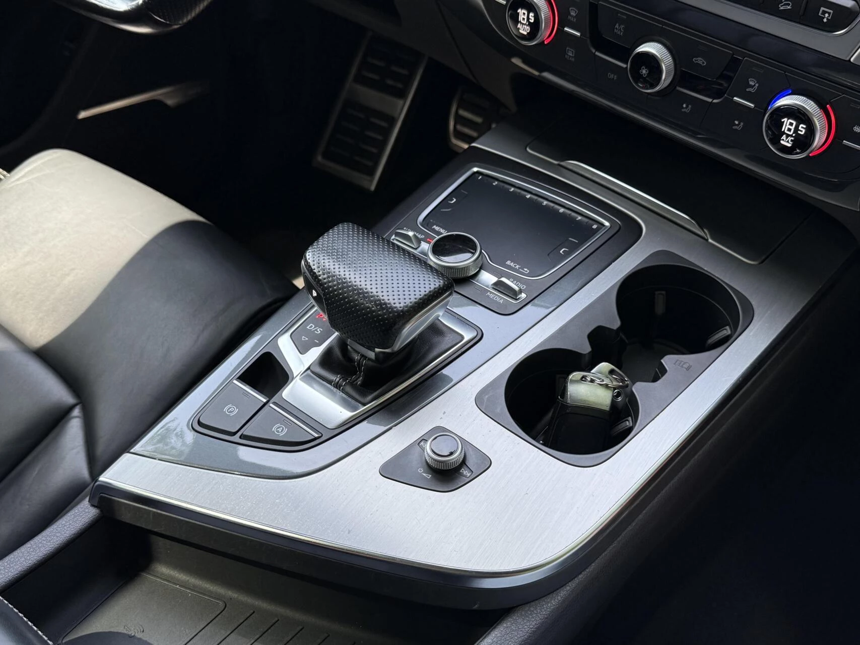 Hoofdafbeelding Audi Q7