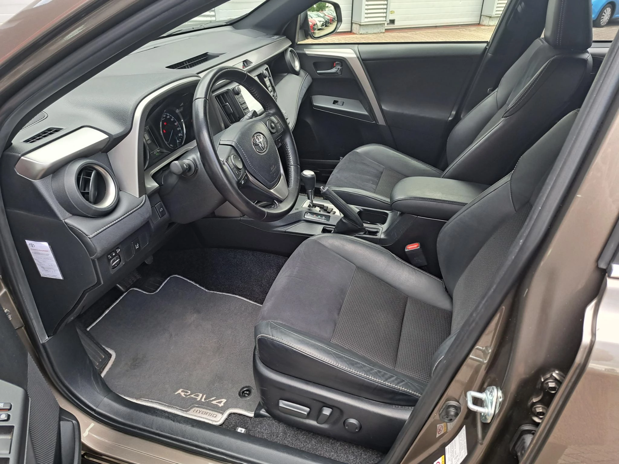 Hoofdafbeelding Toyota RAV4