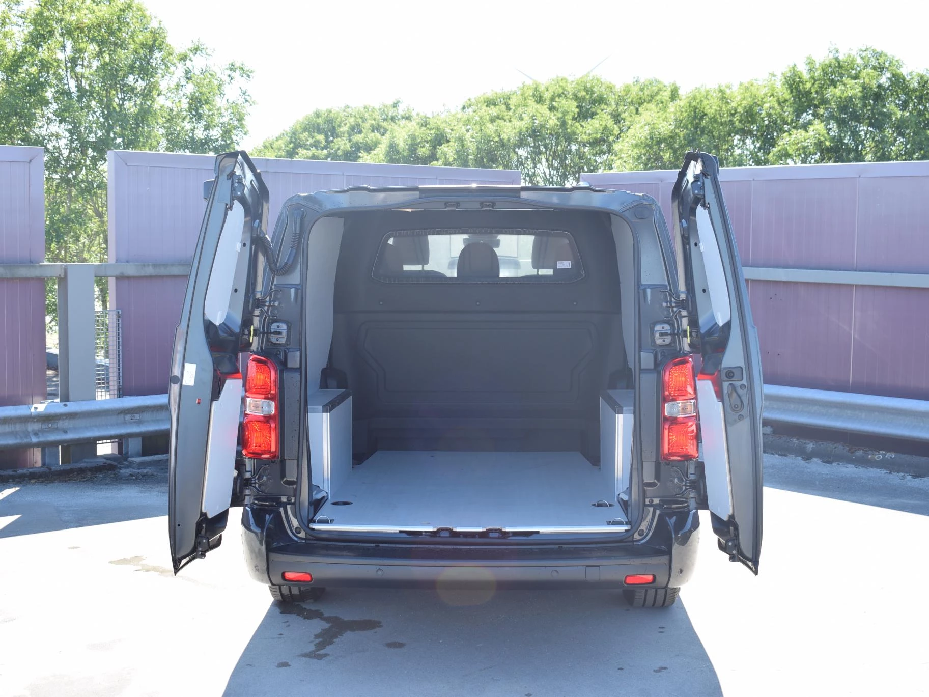 Hoofdafbeelding Opel Vivaro-e