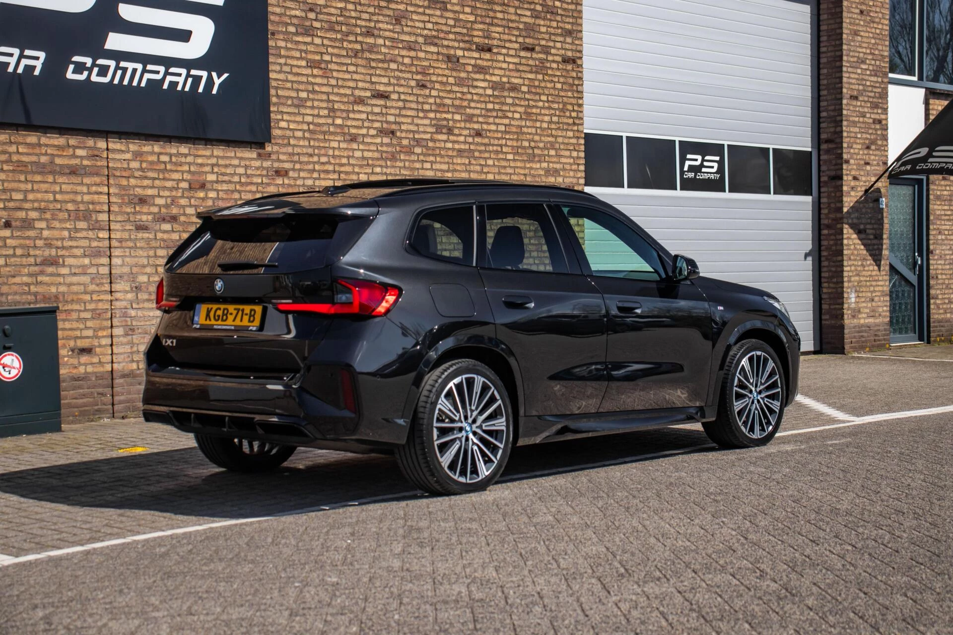 Hoofdafbeelding BMW iX1