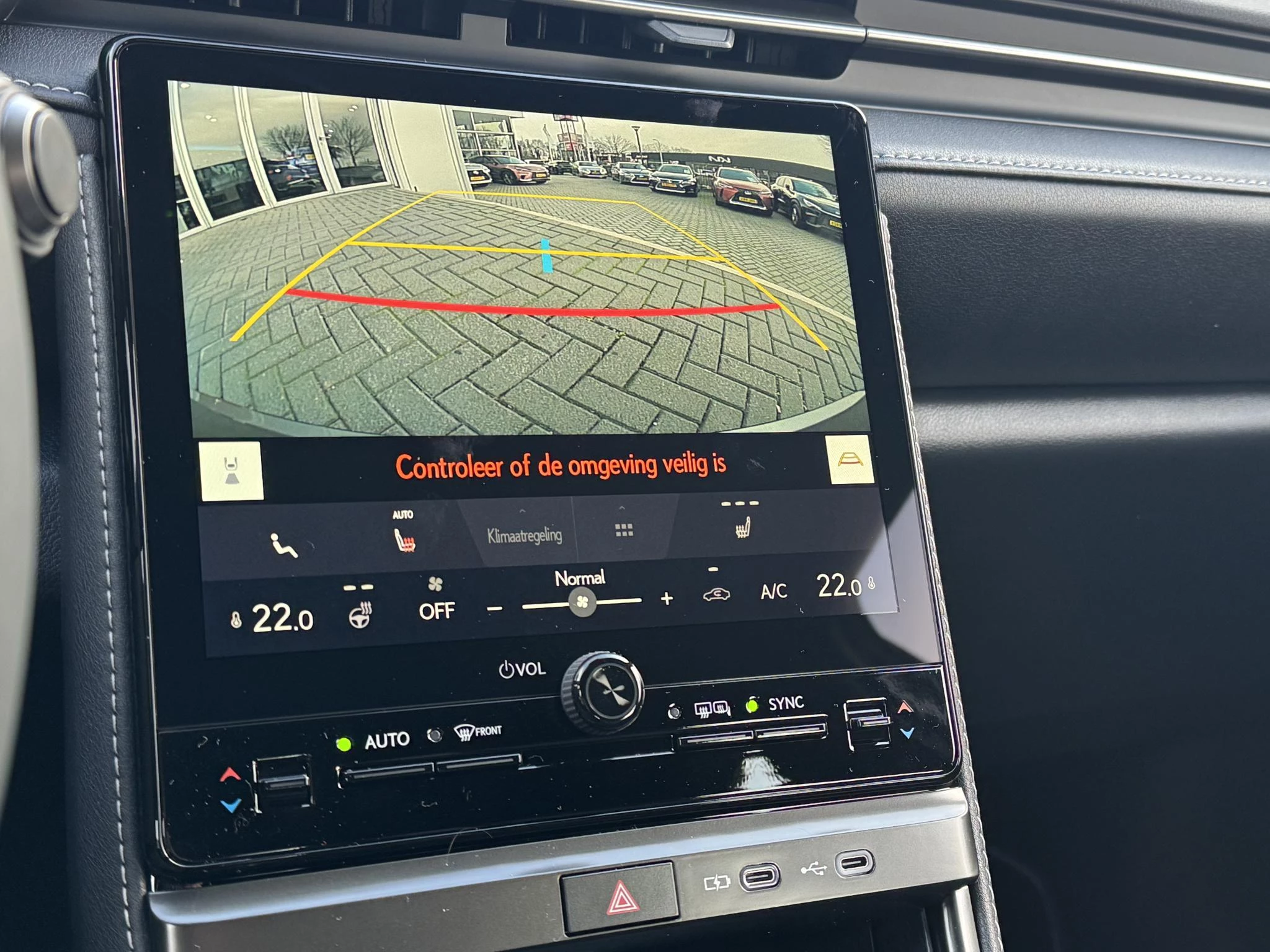 Hoofdafbeelding Lexus LBX