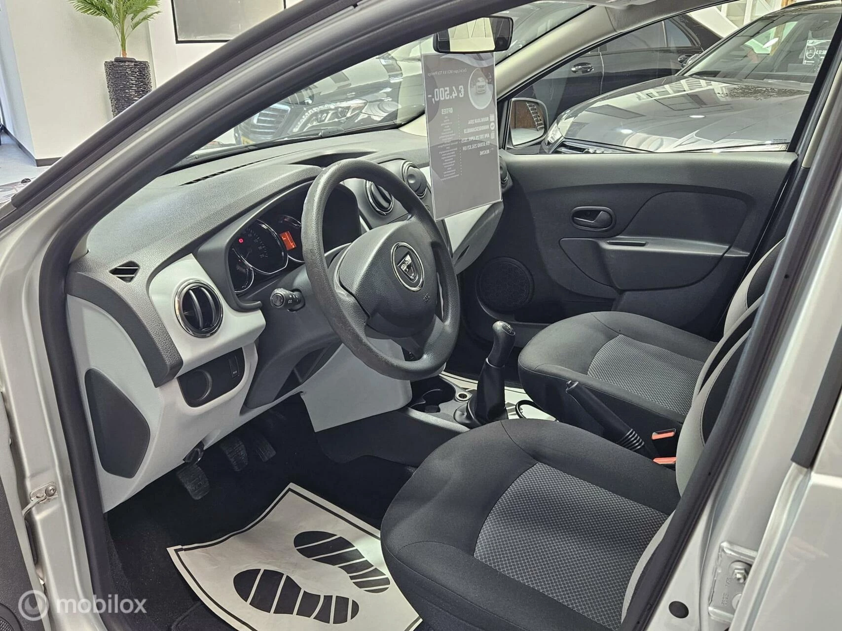 Hoofdafbeelding Dacia Logan