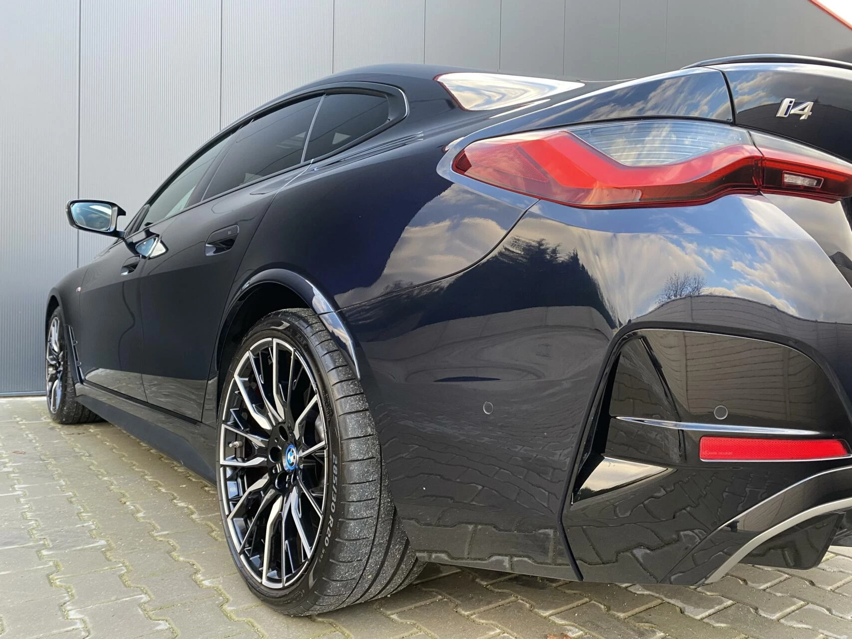 Hoofdafbeelding BMW i4