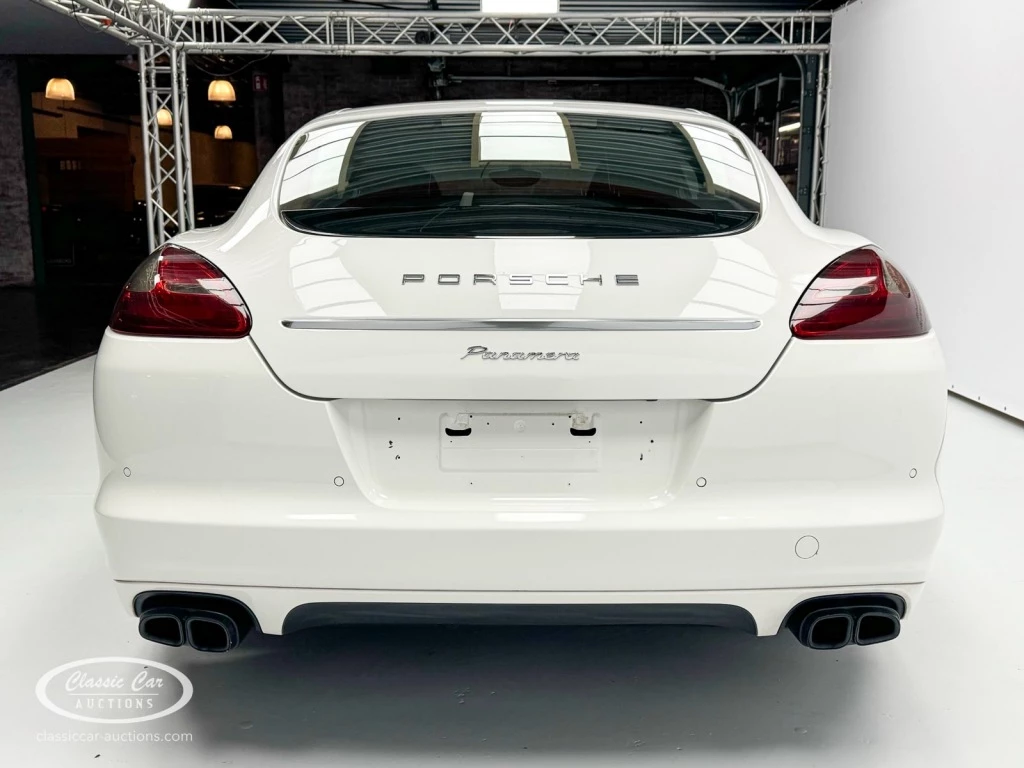 Hoofdafbeelding Porsche Panamera