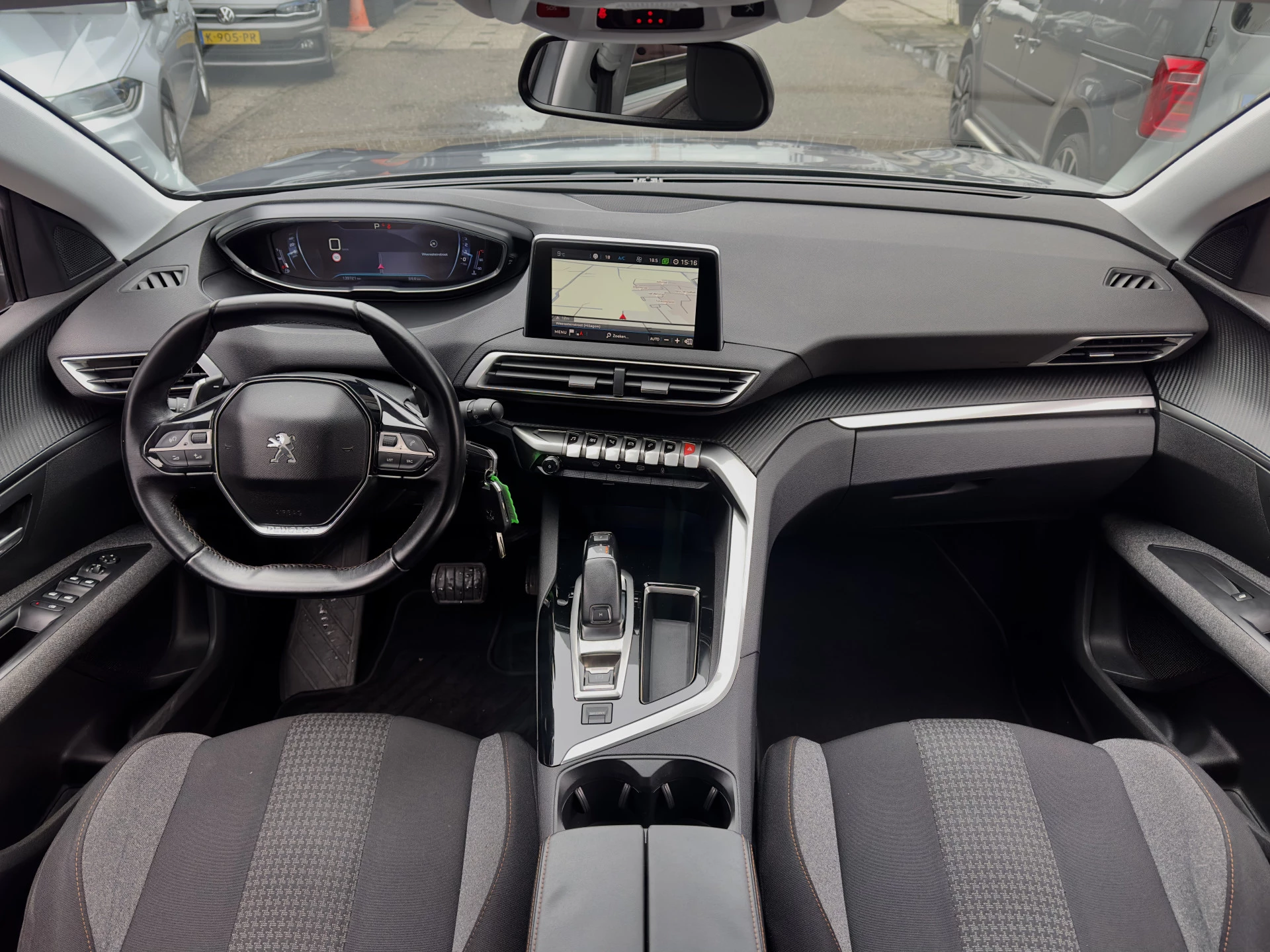 Hoofdafbeelding Peugeot 5008