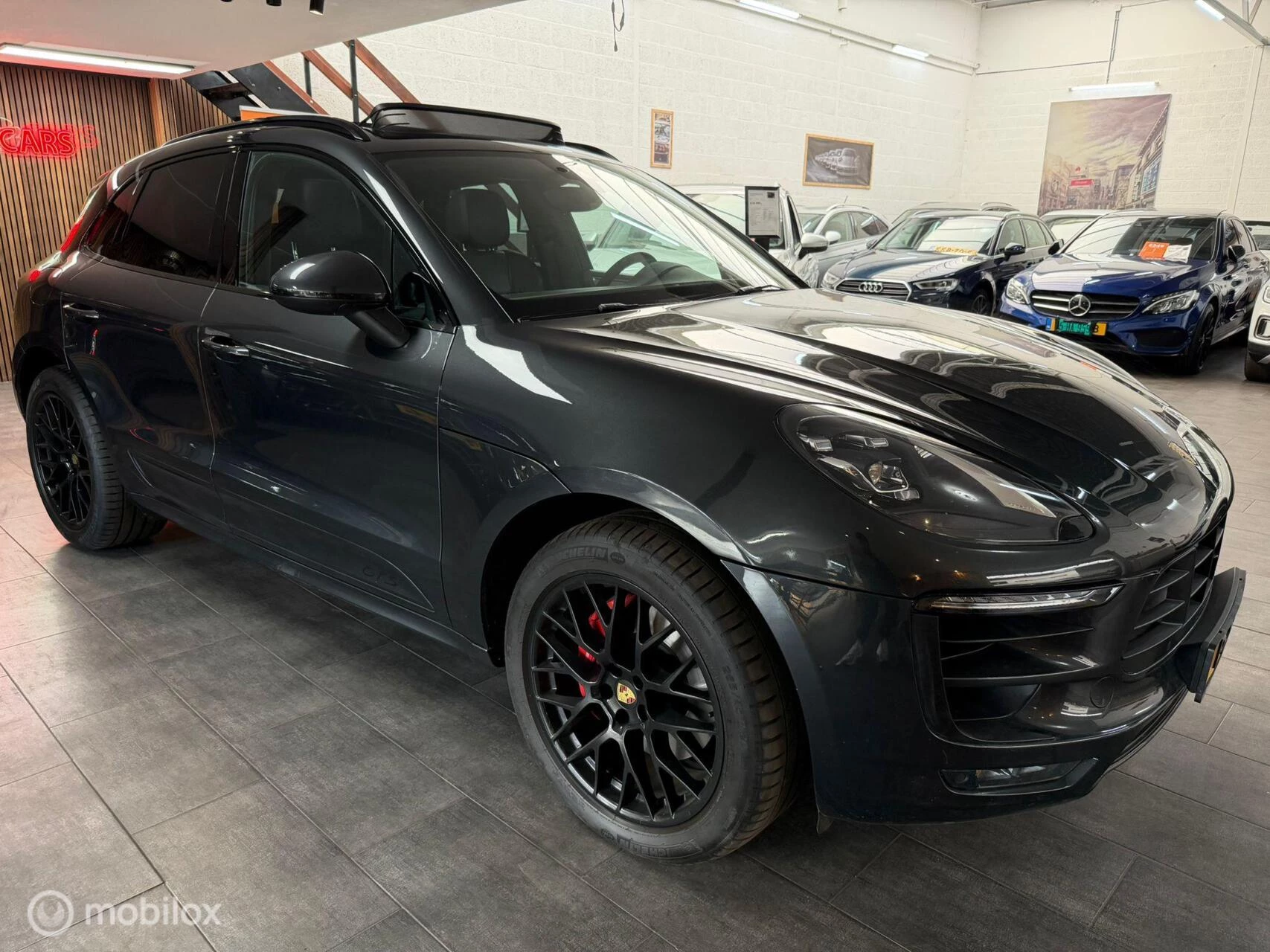 Hoofdafbeelding Porsche Macan