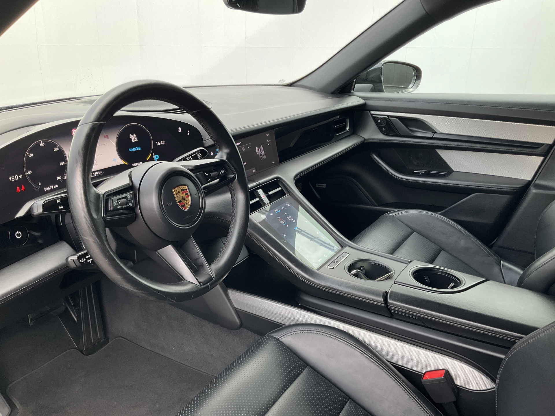 Hoofdafbeelding Porsche Taycan