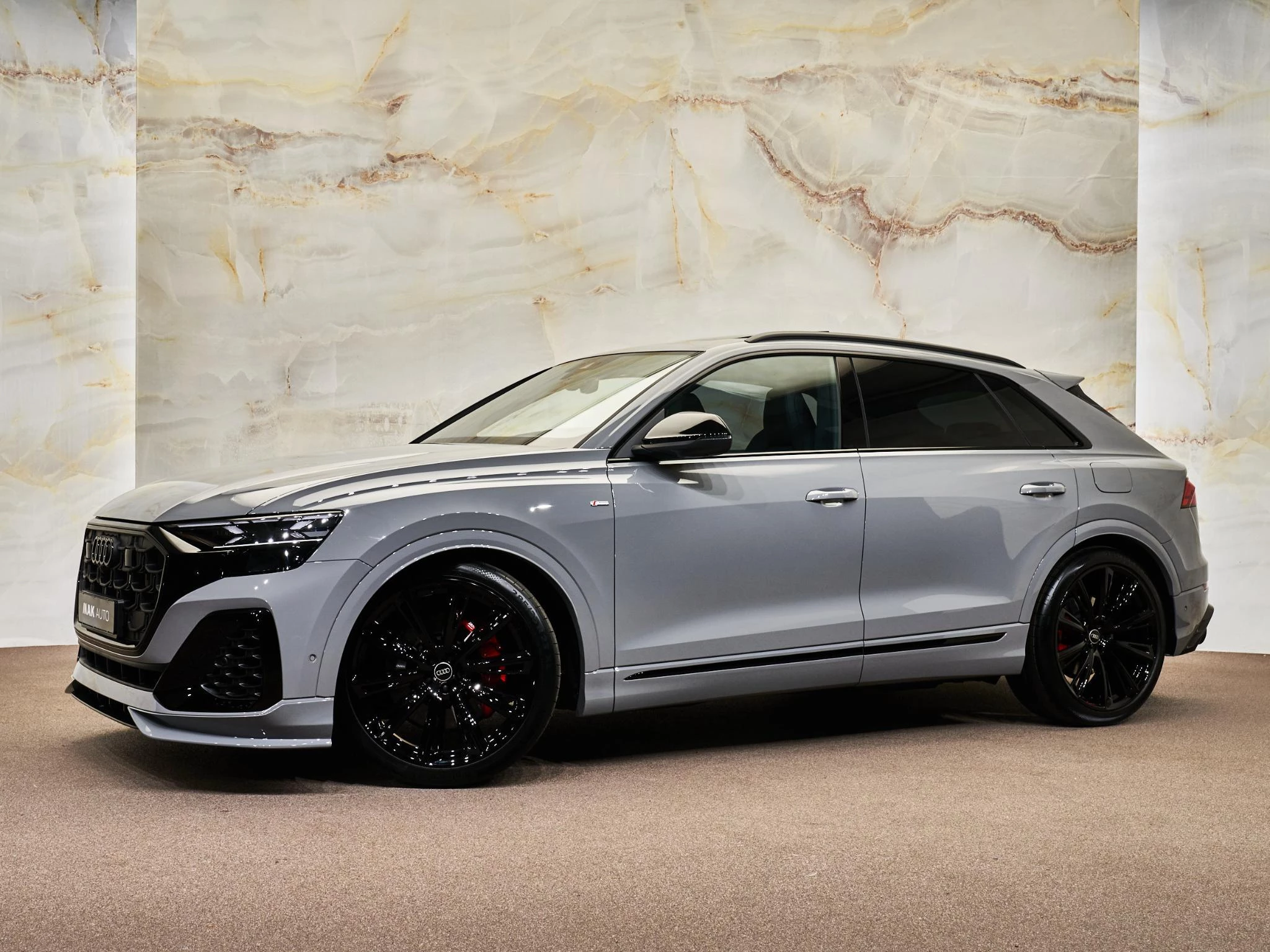 Hoofdafbeelding Audi Q8