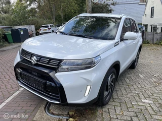 Suzuki Vitara 1.4 Boosterjet Style Smart Hybrid
