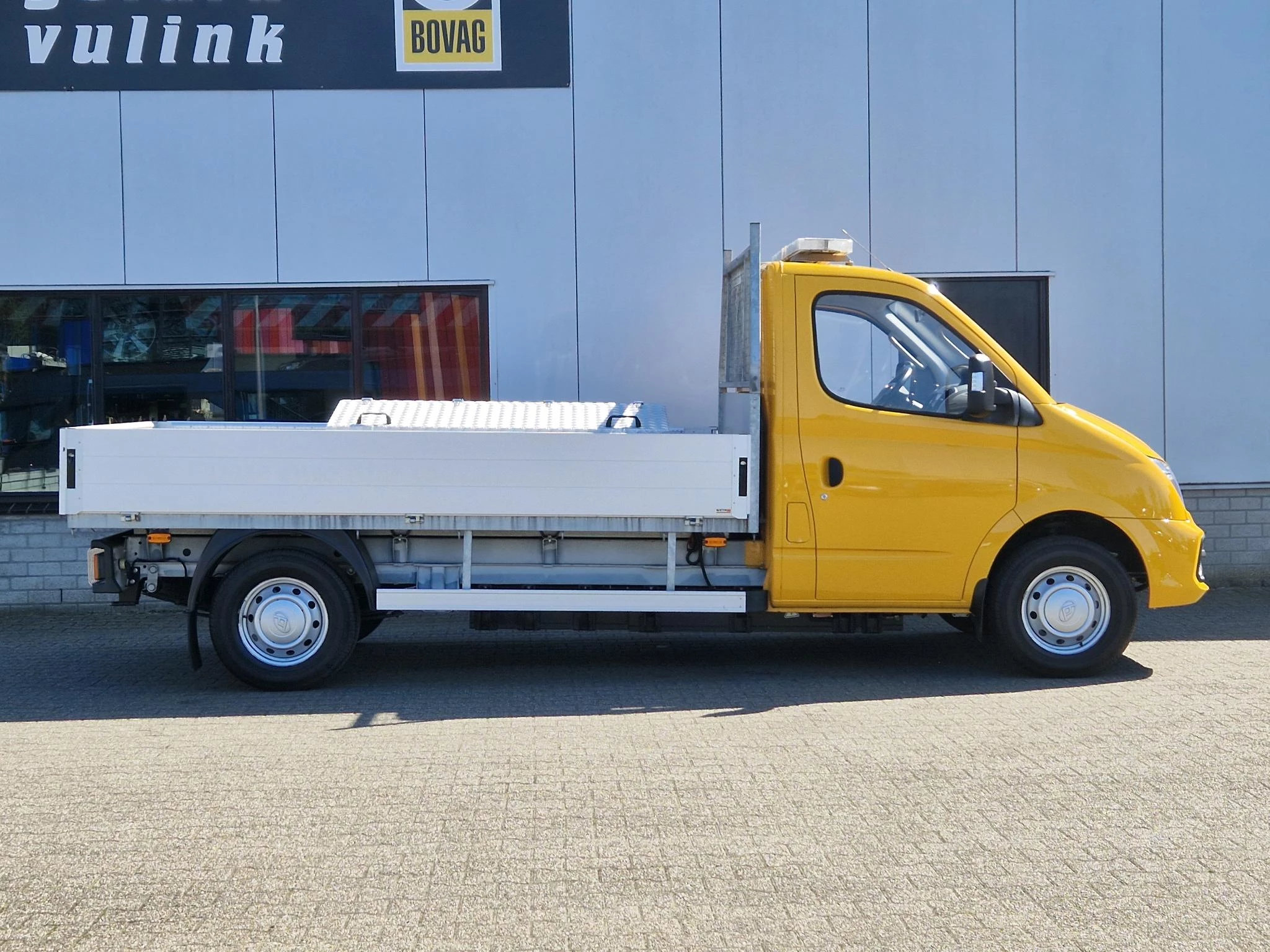 Hoofdafbeelding Maxus EV80