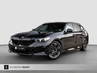 BMW 5-serie Touring 520i | M-Sport | Trekhaak | Harman Kardon | Memory | Stoelventilatie | Driving Ass. Pro | Fabrieksgarantie