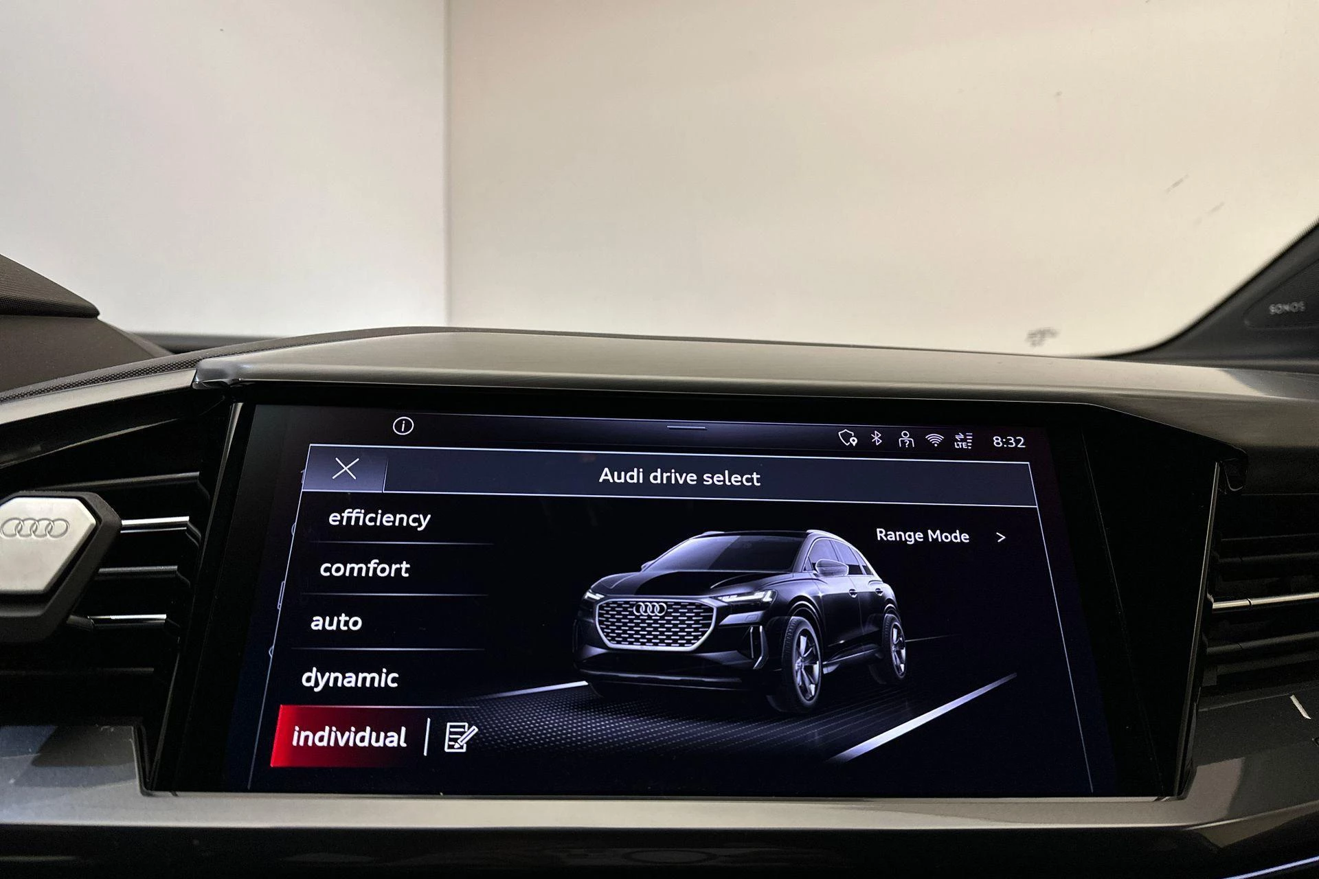 Hoofdafbeelding Audi Q4 e-tron