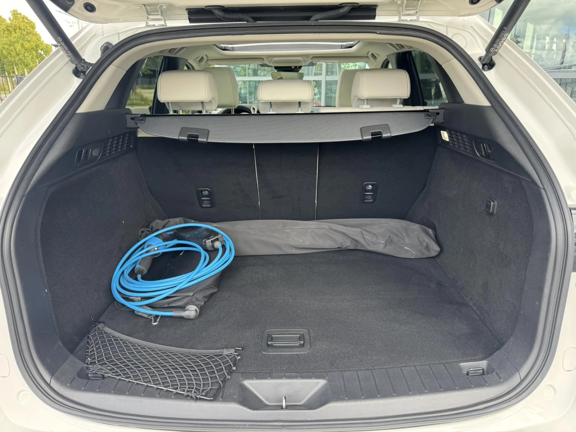 Hoofdafbeelding Mazda CX-60
