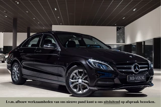 Hoofdafbeelding Mercedes-Benz C-Klasse Mercedes-Benz C-Klasse 180 Avantgarde Schuifdak|ILS|Comand|Verw-stoelen|Spoorpakket|Sfeerverlichting|New Service
