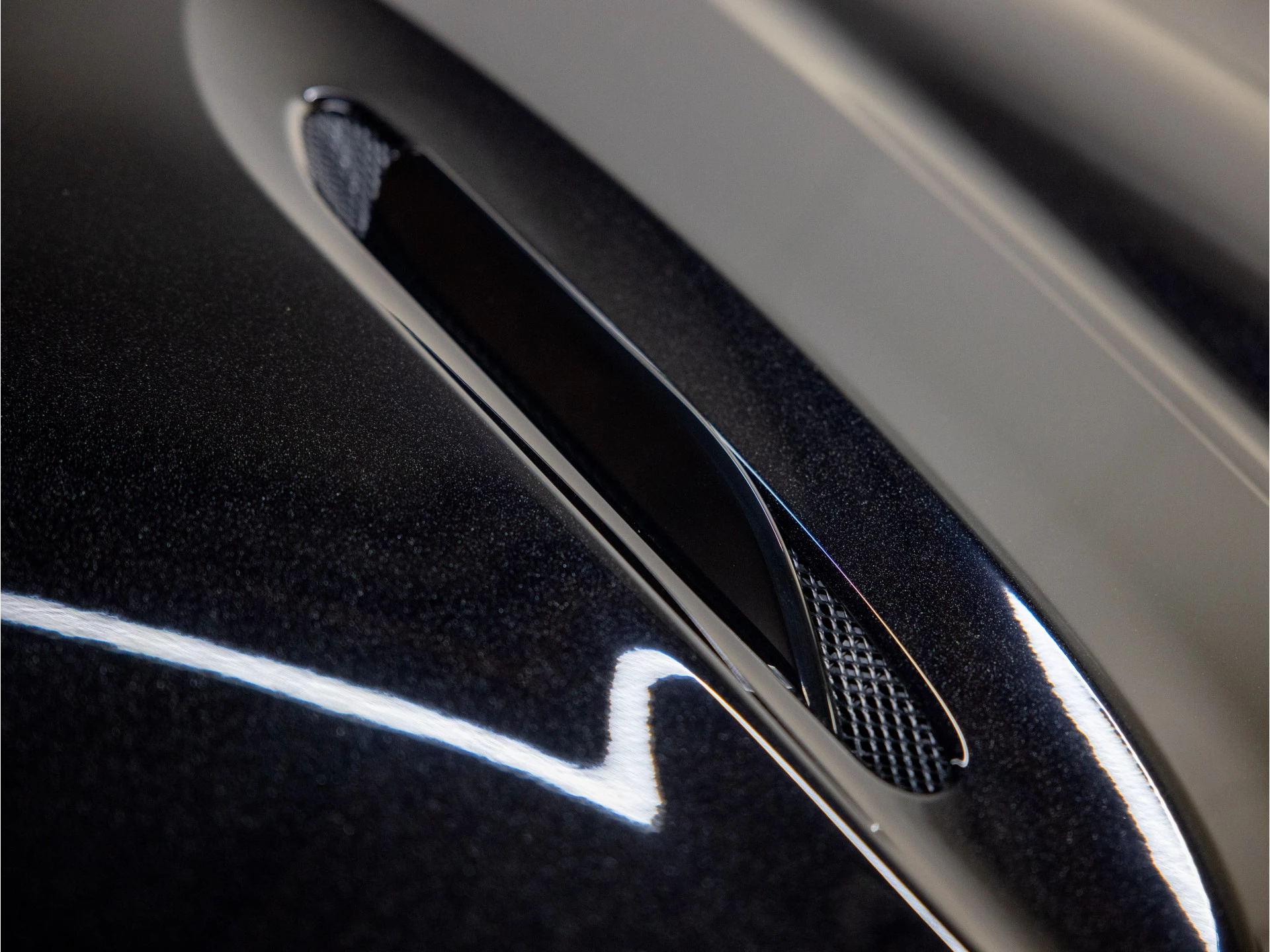 Hoofdafbeelding Aston Martin DBX