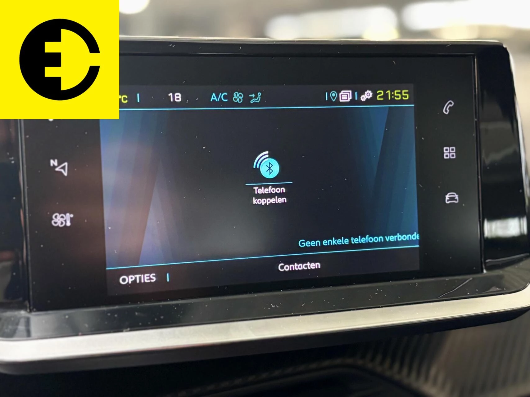 Hoofdafbeelding Peugeot e-208