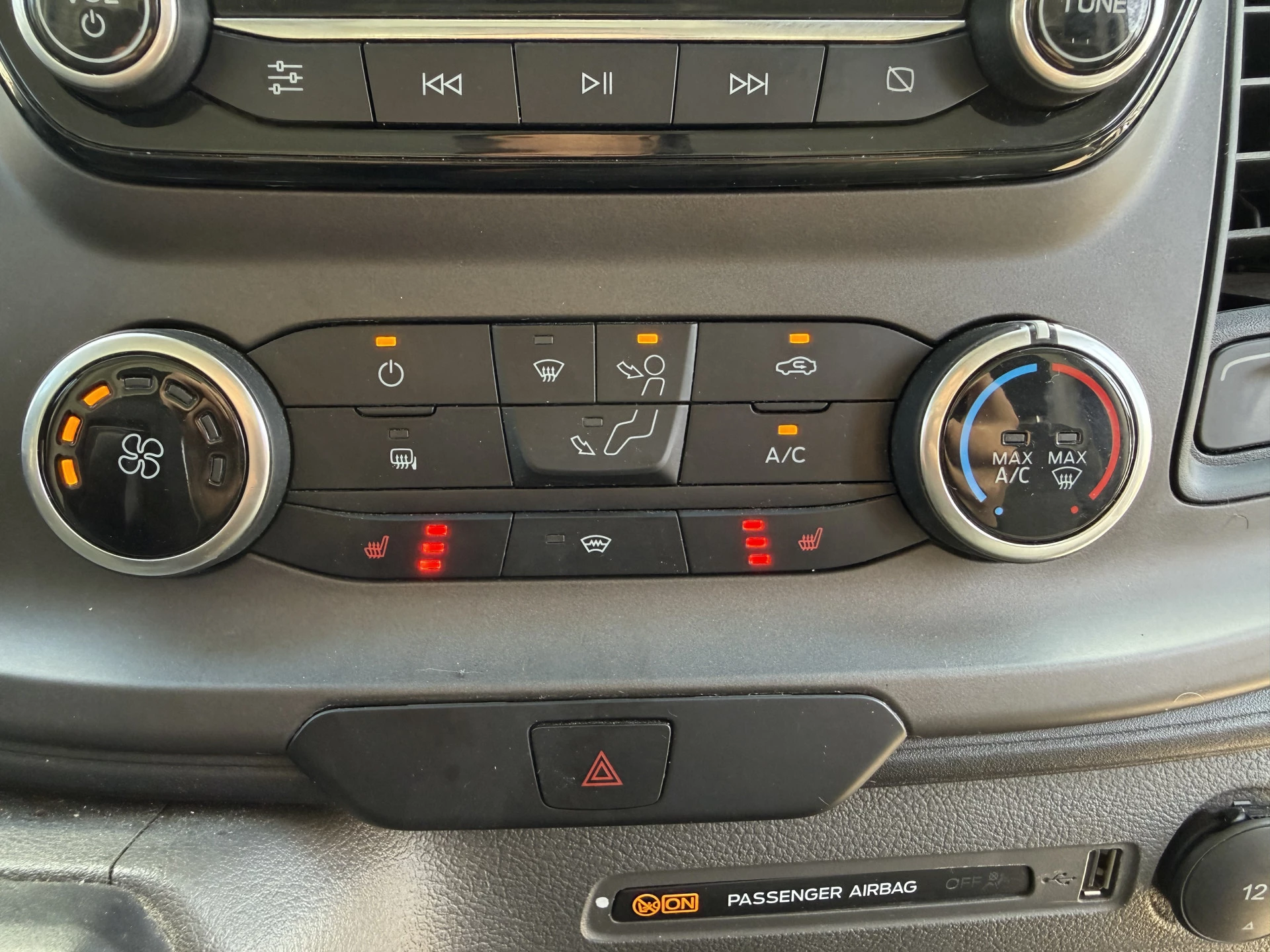 Hoofdafbeelding Ford Transit Custom